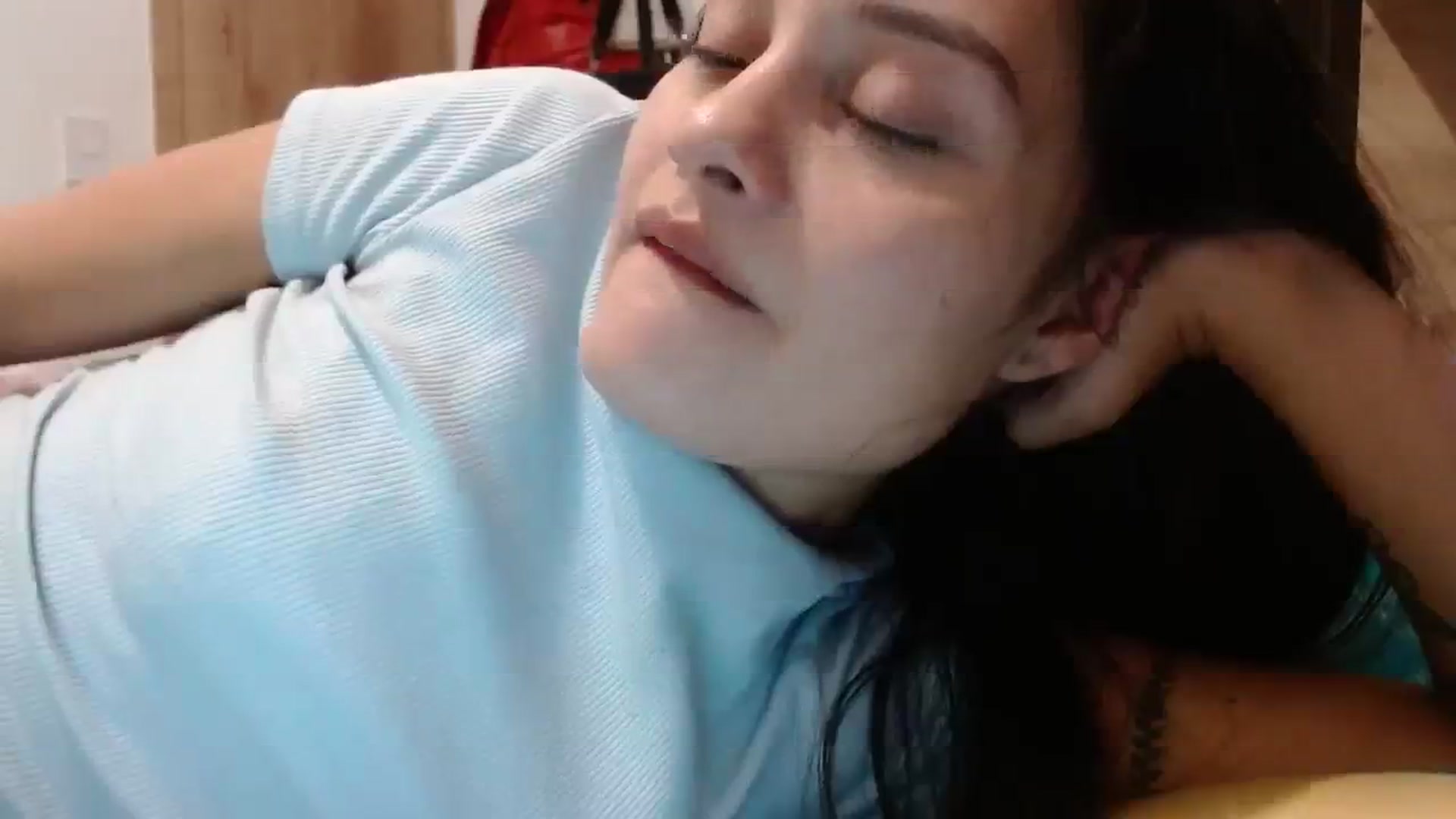 Gallery image thumbnail from nicollemiler's myfreecams stream on, 10/17/2023, 07:49 image 2 of 20