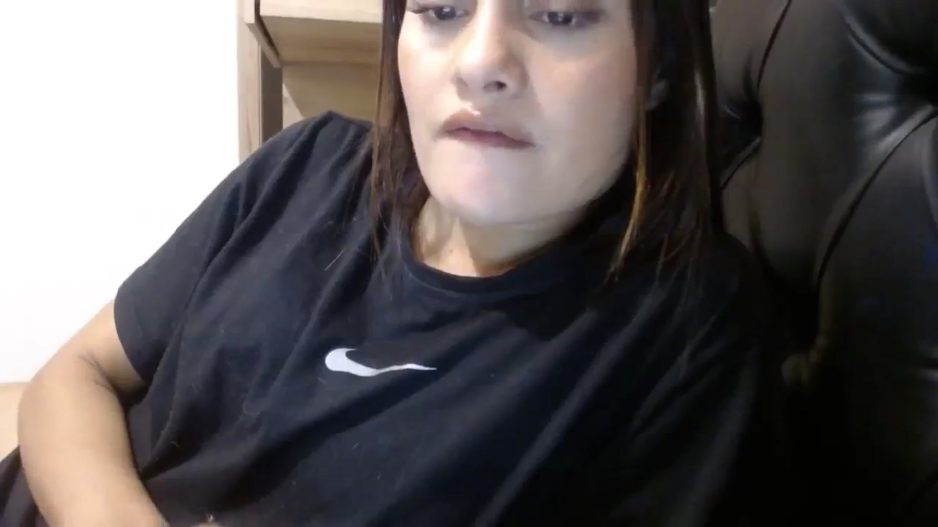 Gallery image thumbnail from nicollemiler's myfreecams stream on, 10/18/2023, 06:28 image 4 of 20