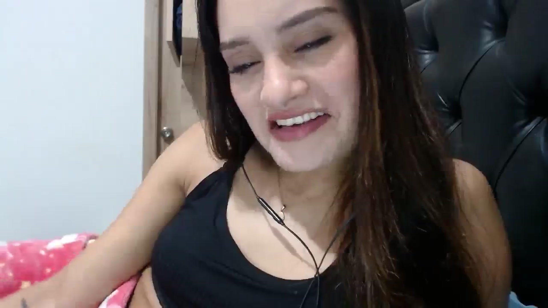 Gallery image thumbnail from nicollemiler's myfreecams stream on, 10/24/2023, 06:54 image 3 of 20