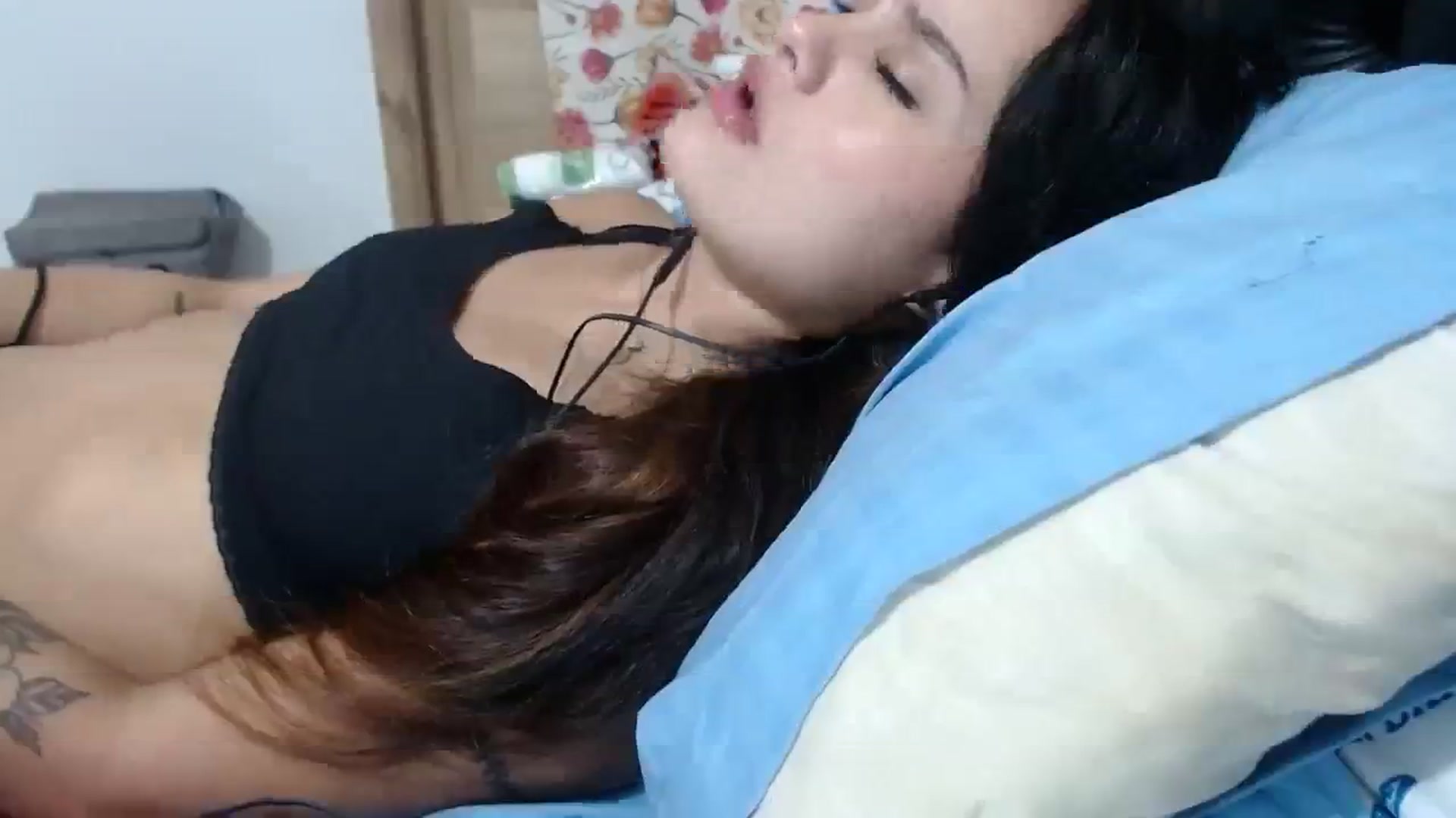 Gallery image thumbnail from nicollemiler's myfreecams stream on, 10/24/2023, 07:49 image 9 of 20