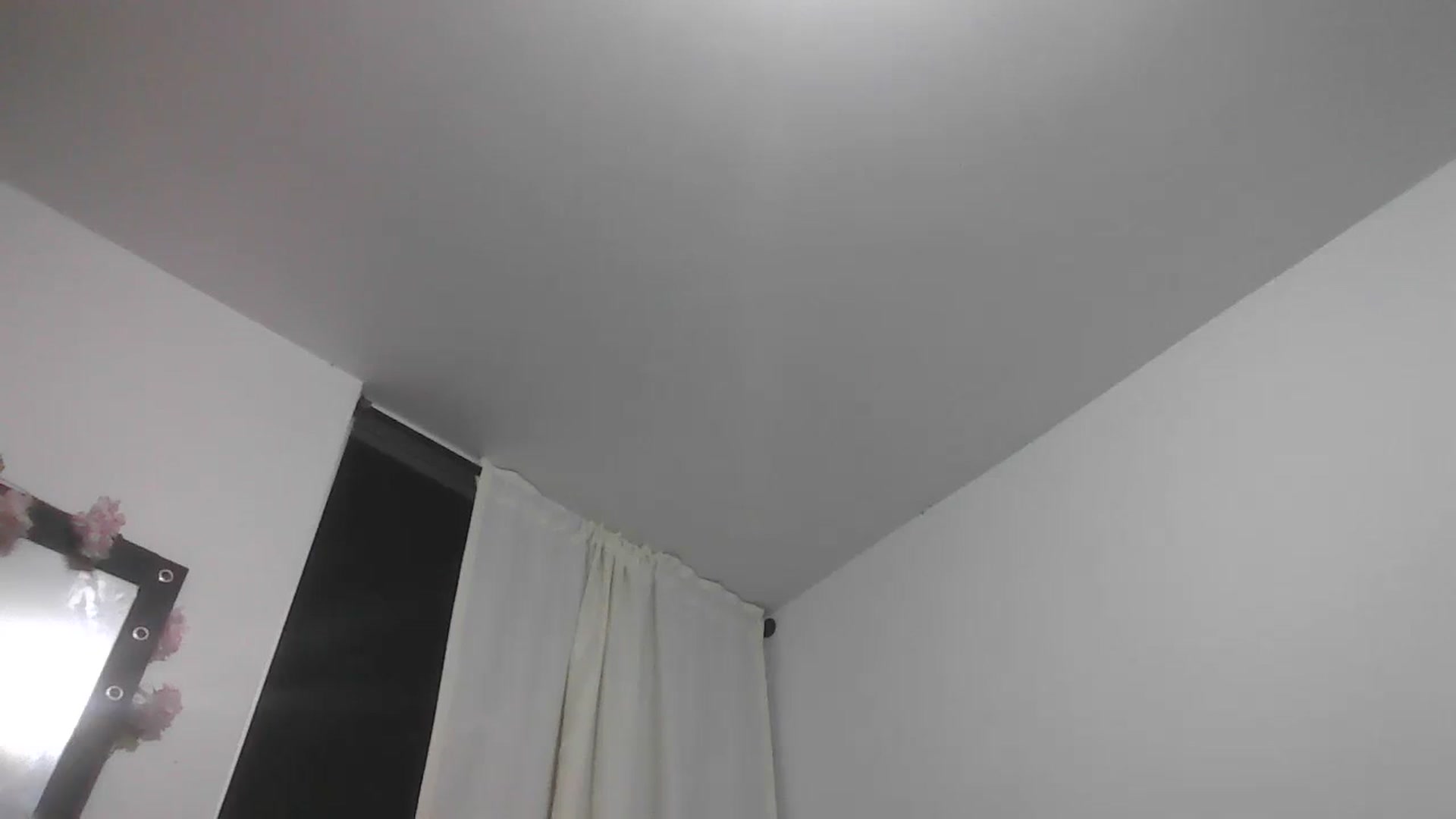 Gallery image thumbnail from nicollemiler's myfreecams stream on, 10/31/2023, 05:44 image 13 of 20