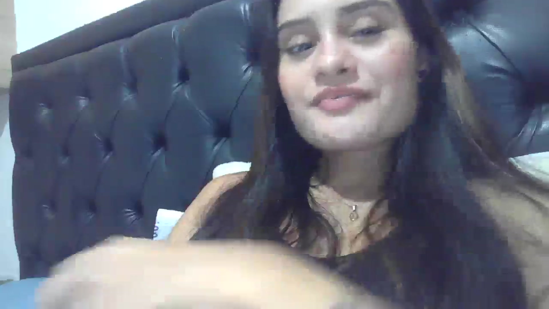 Gallery image thumbnail from nicollemiler's myfreecams stream on, 10/31/2023, 05:44 image 18 of 20