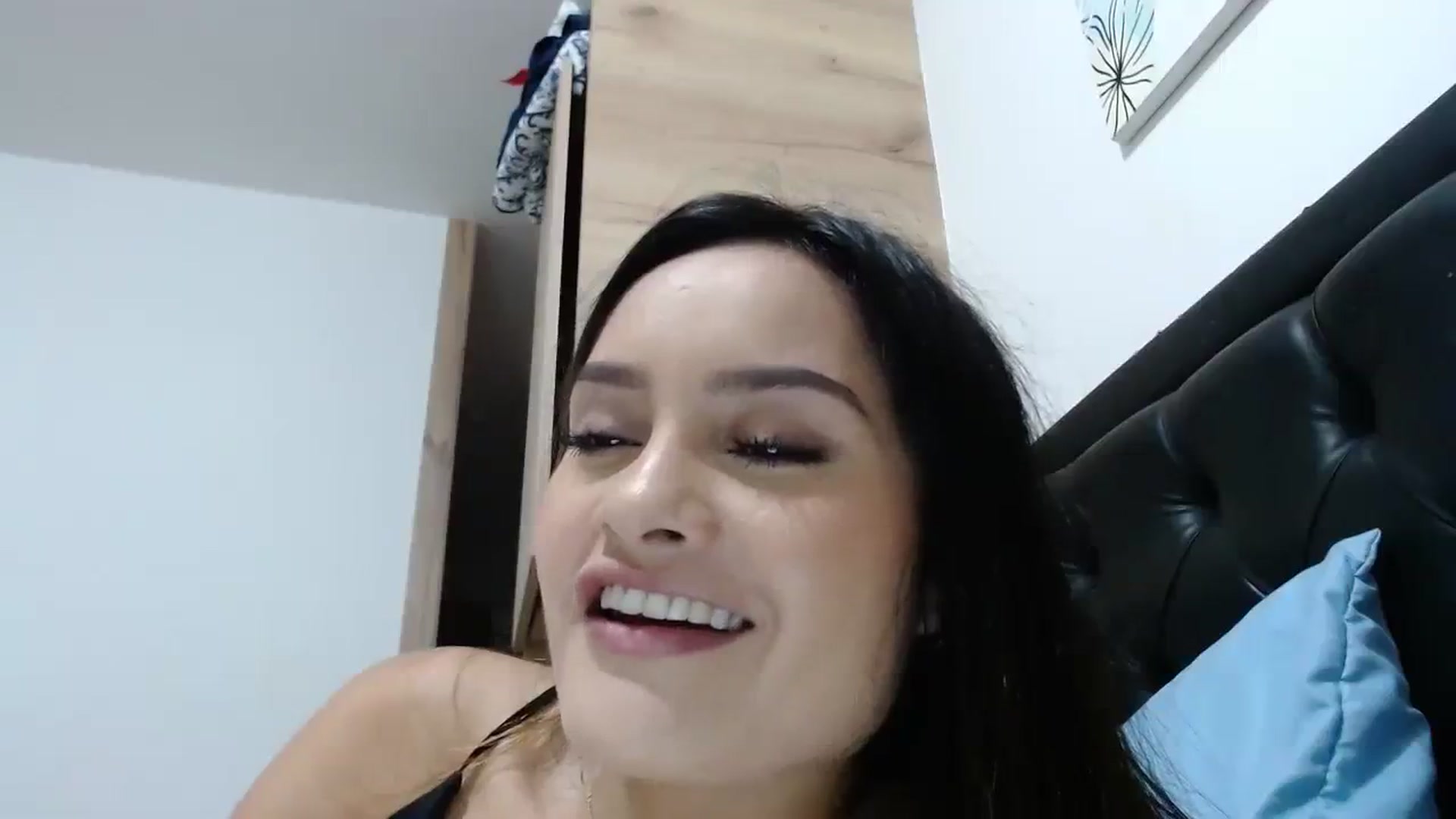 Gallery image thumbnail from nicollemiler's myfreecams stream on, 11/19/2023, 04:28 image 13 of 20