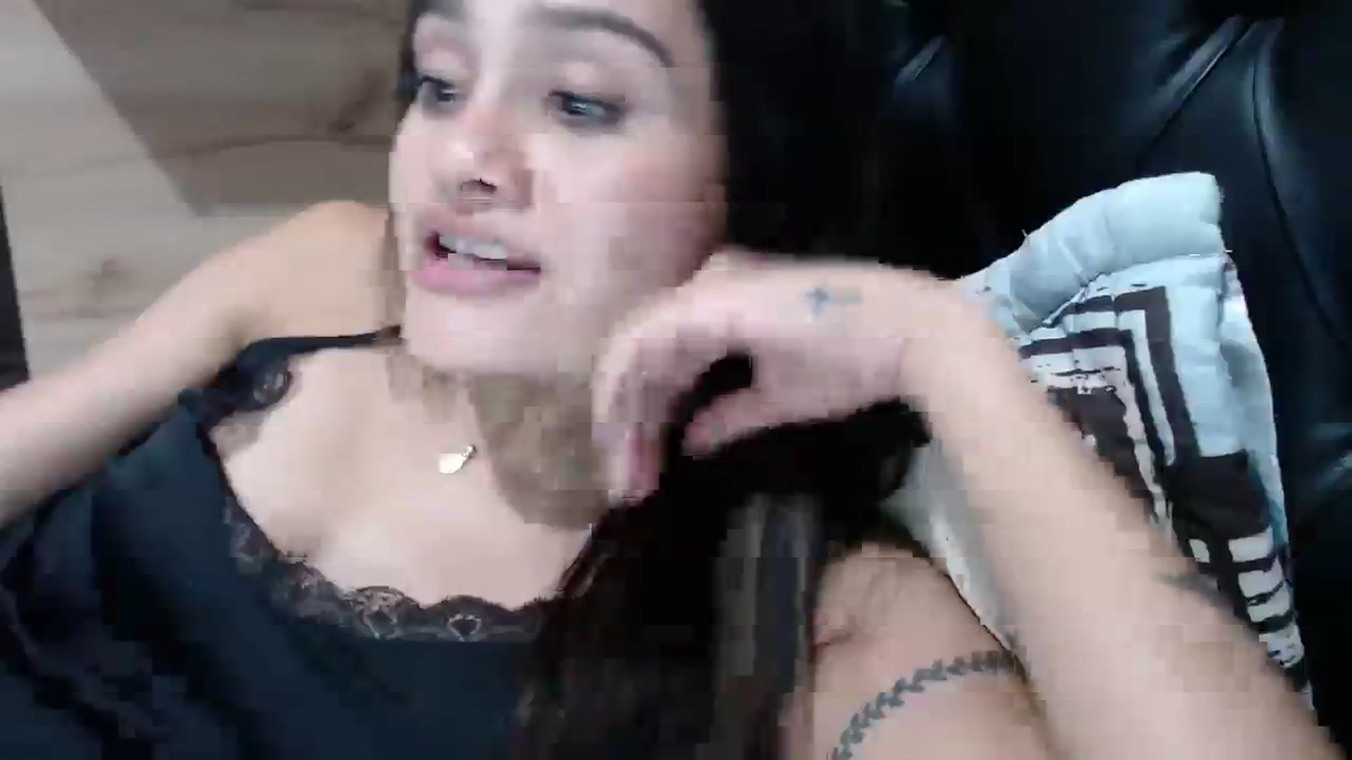 Gallery image thumbnail from nicollemiler's myfreecams stream on, 12/17/2023, 09:15 image 6 of 20