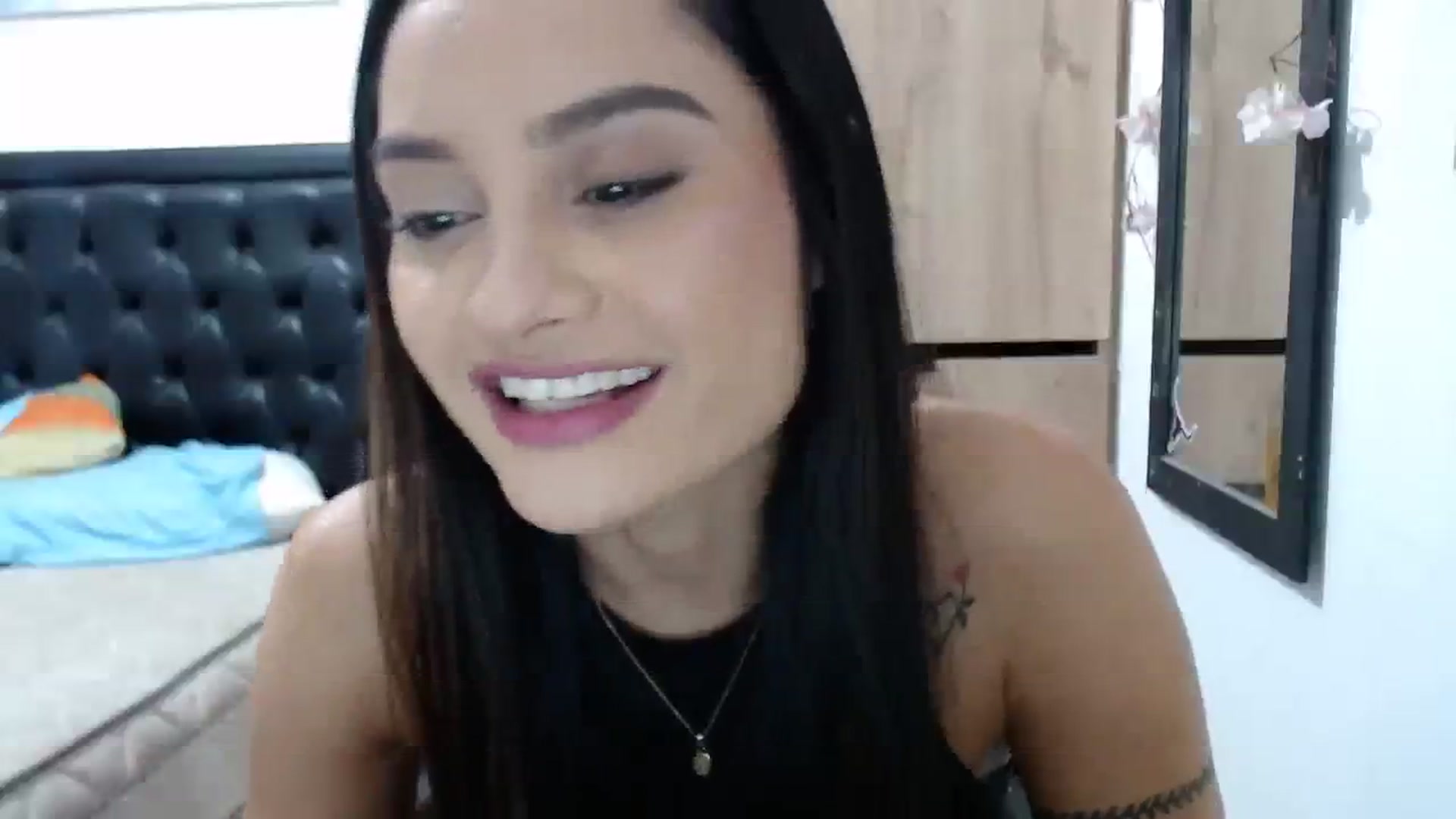 Gallery image thumbnail from nicollemiler's myfreecams stream on, 12/28/2023, 06:08 image 20 of 20