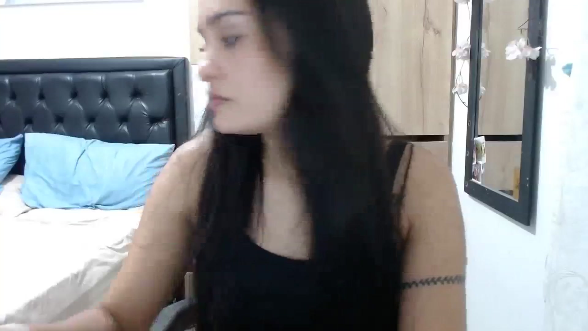 Gallery image thumbnail from nicollemiler's myfreecams stream on, 01/13/2024, 07:17 image 2 of 20