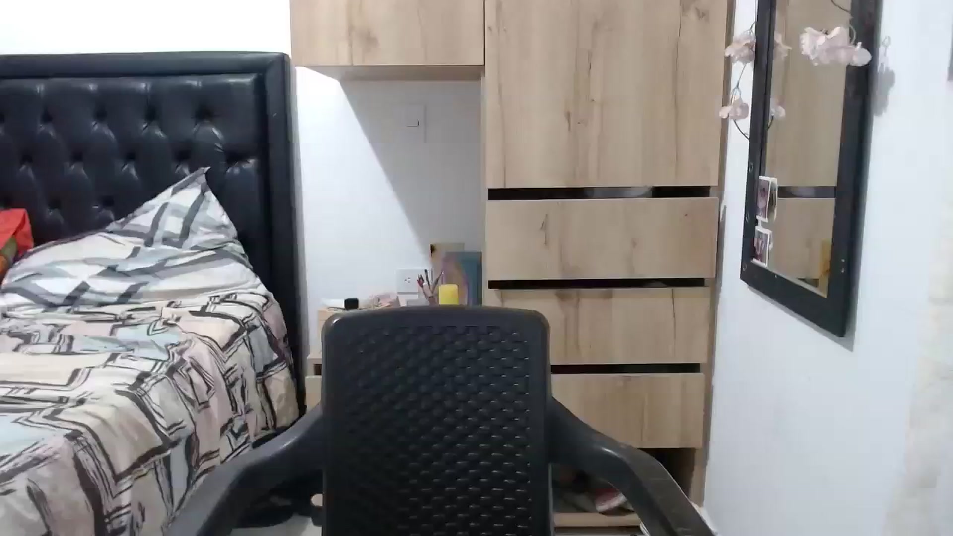 Gallery image thumbnail from nicollemiler's myfreecams stream on, 02/01/2024, 06:24 image 7 of 20