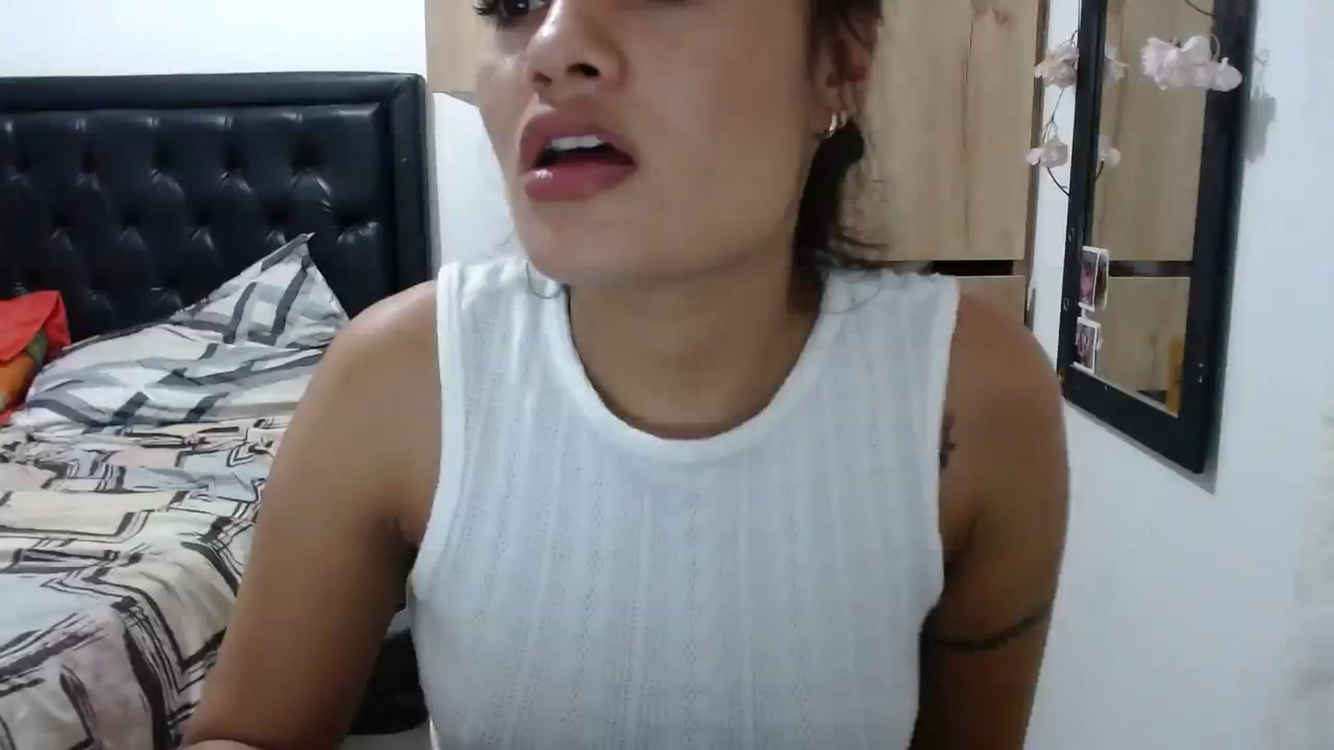 Gallery image thumbnail from nicollemiler's myfreecams stream on, 02/01/2024, 06:24 image 8 of 20
