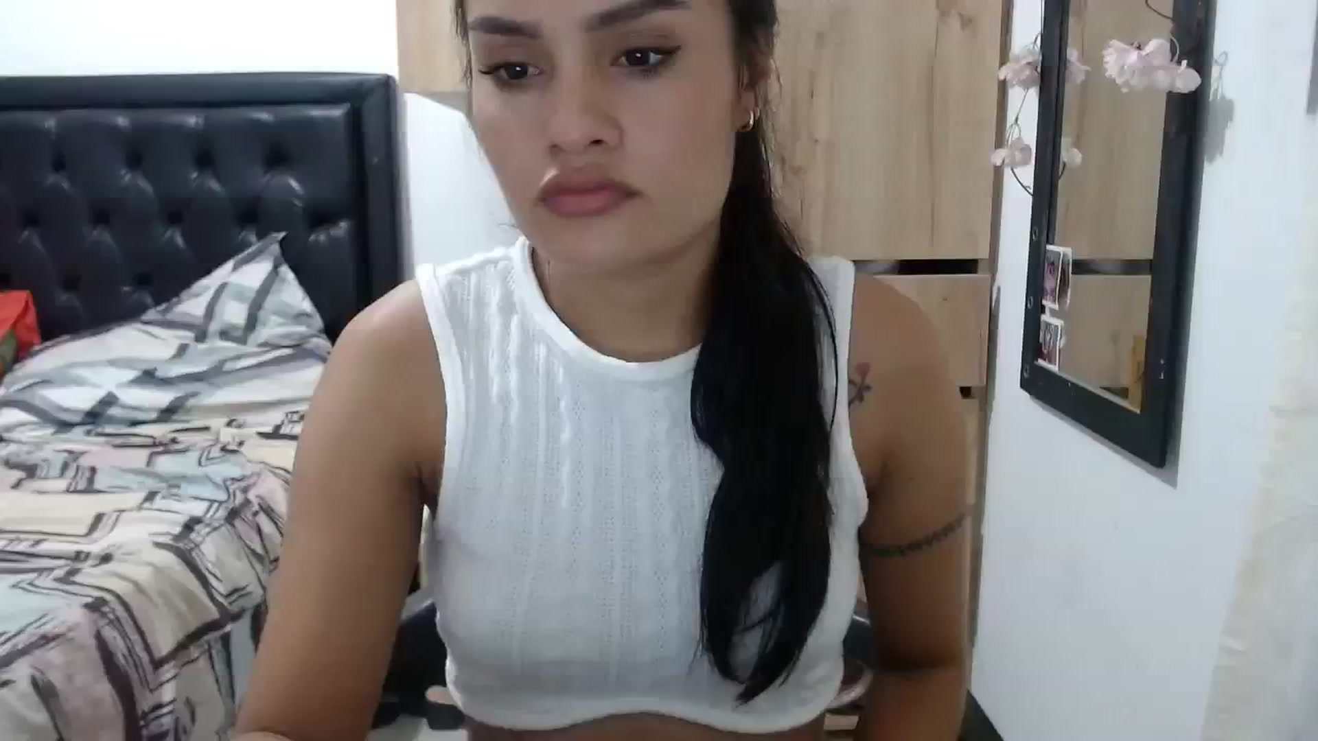 Gallery image thumbnail from nicollemiler's myfreecams stream on, 02/01/2024, 06:24 image 2 of 20