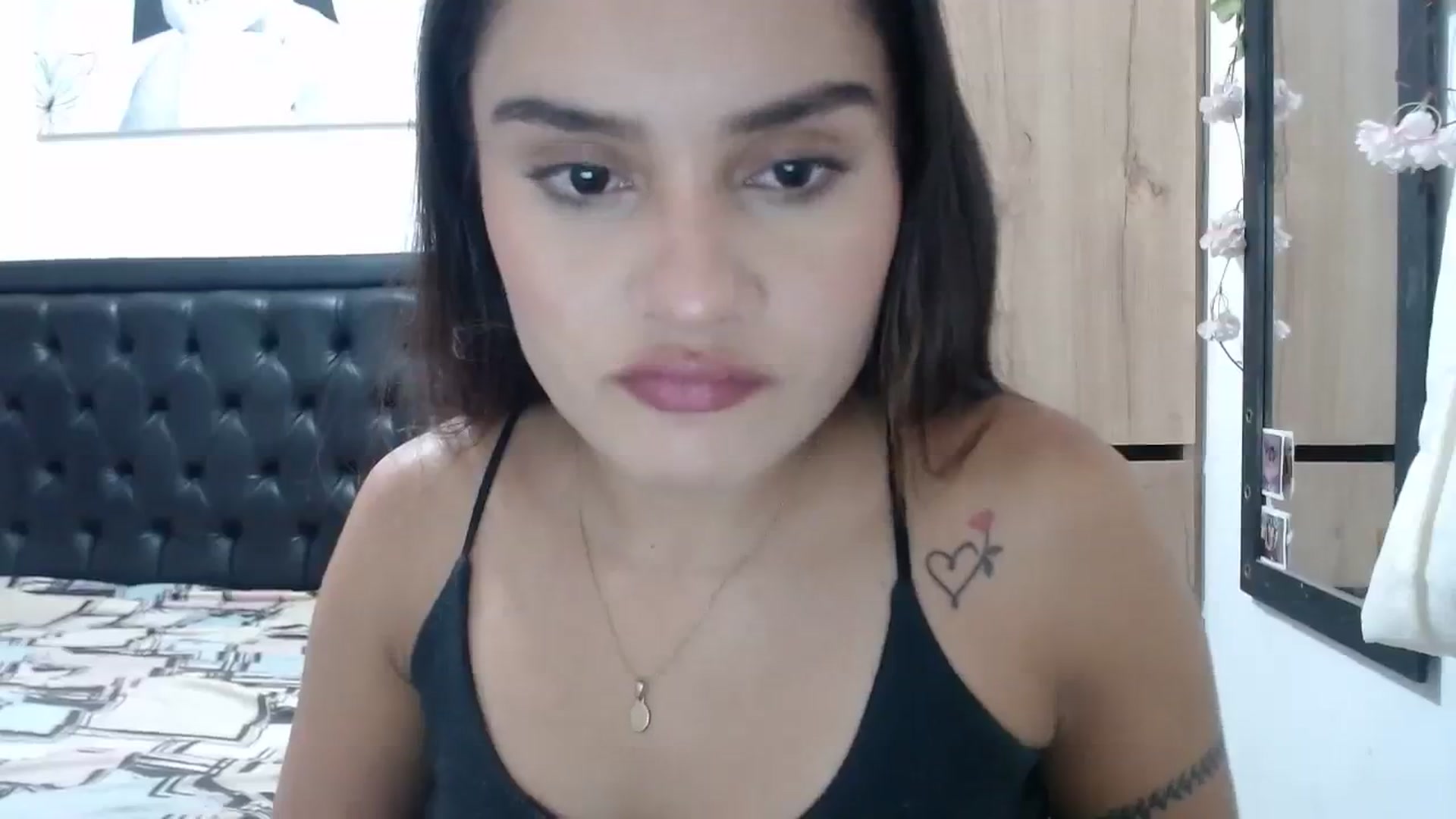 Gallery image thumbnail from nicollemiler's myfreecams stream on, 02/02/2024, 06:00 image 18 of 20