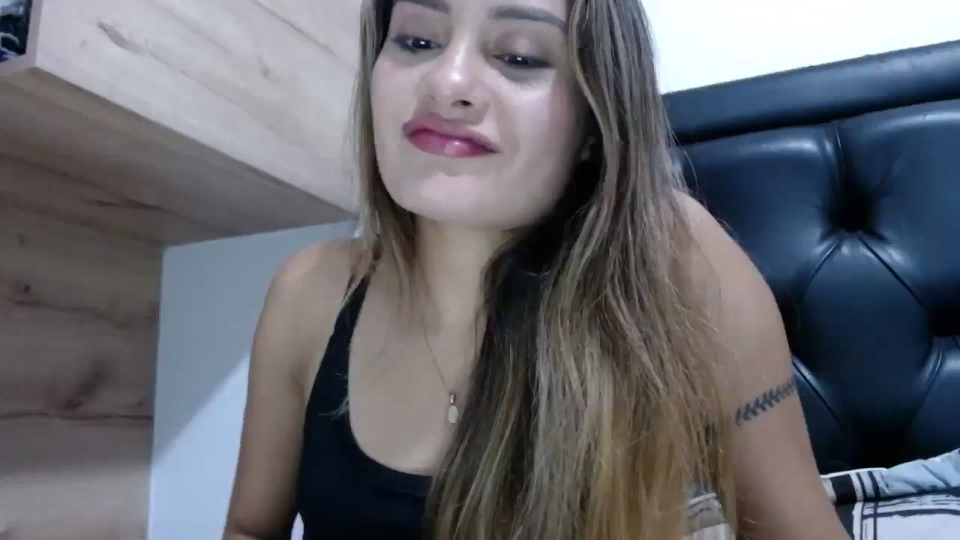 Gallery image thumbnail from nicollemiler's myfreecams stream on, 03/14/2024, 05:55 image 15 of 20