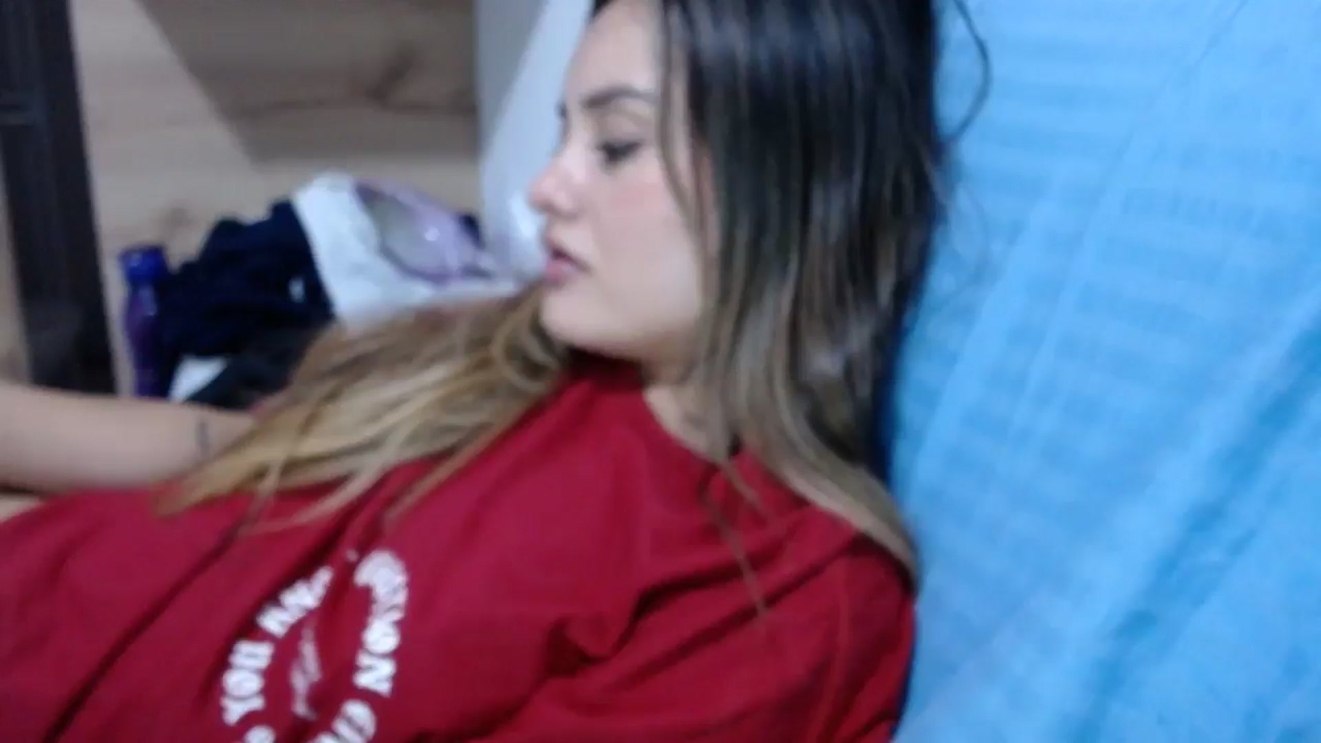 Gallery image thumbnail from nicollemiler's myfreecams stream on, 05/03/2024, 07:25 image 20 of 20