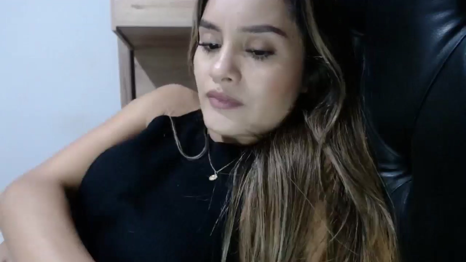 Gallery image thumbnail from nicollemiler's myfreecams stream on, 05/09/2024, 08:01 image 20 of 20