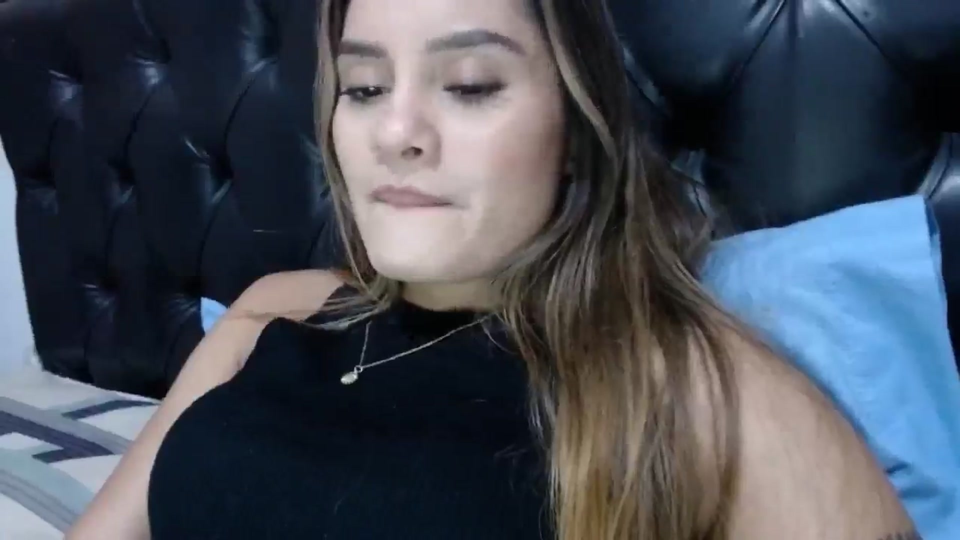 Gallery image thumbnail from nicollemiler's myfreecams stream on, 05/09/2024, 08:01 image 12 of 20