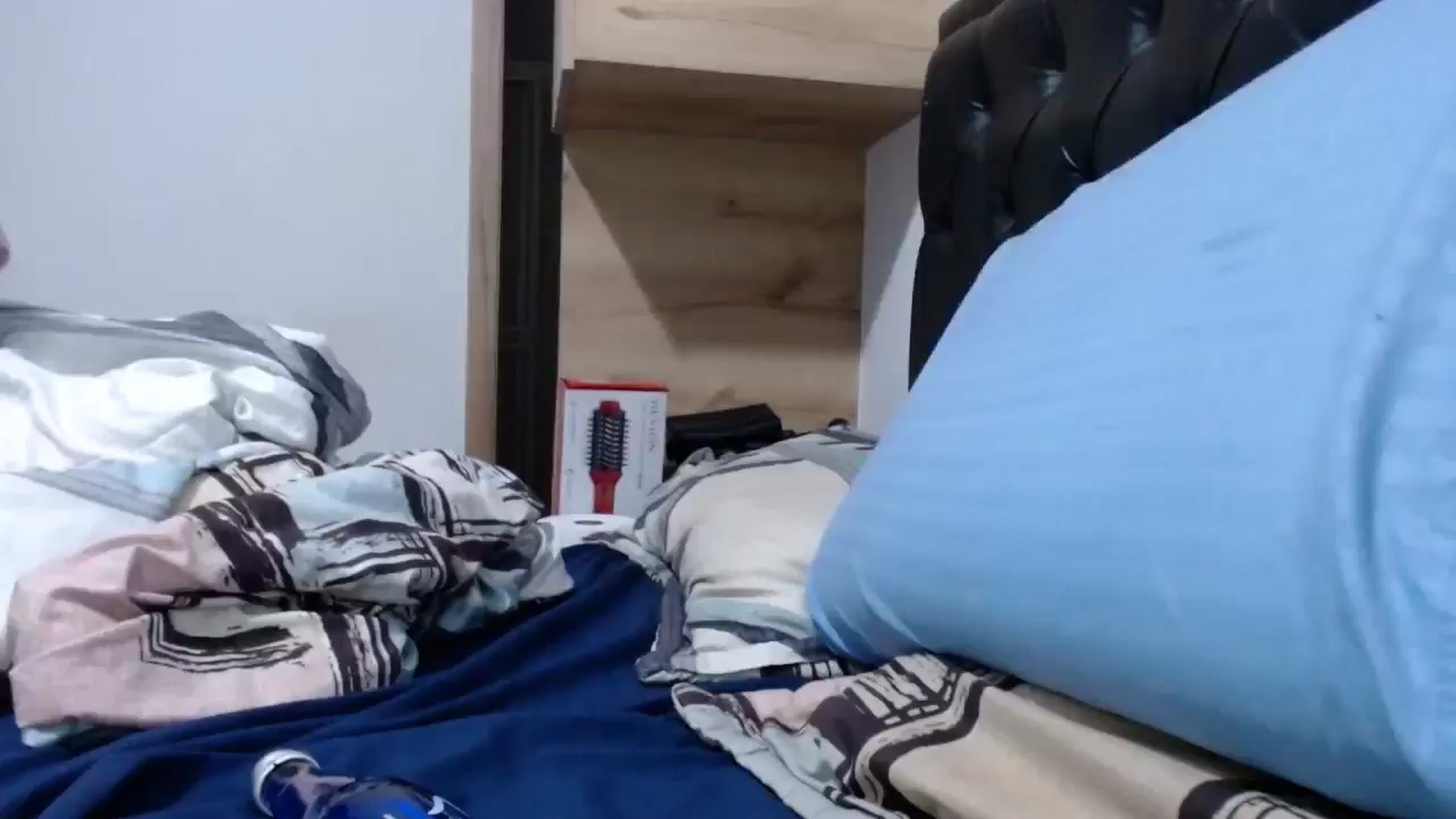 Gallery image thumbnail from nicollemiler's myfreecams stream on, 05/09/2024, 08:01 image 7 of 20