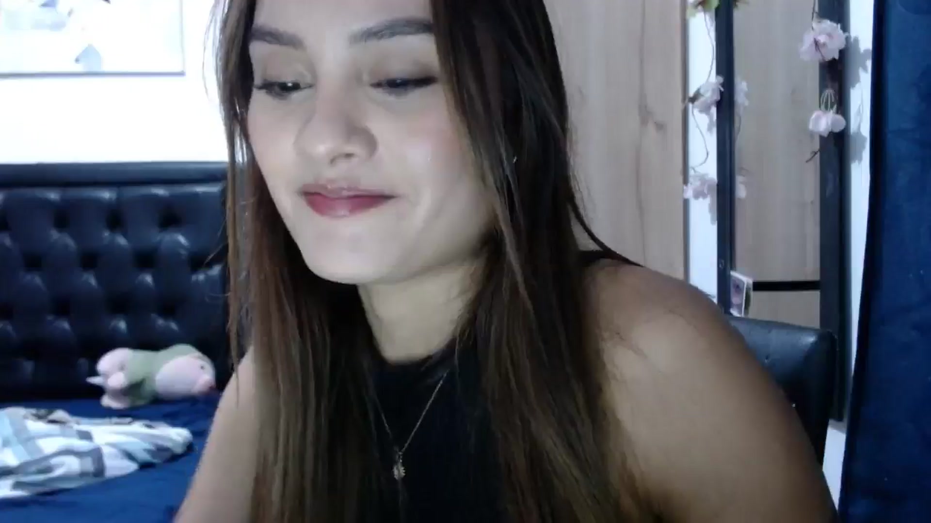 Gallery image thumbnail from nicollemiler's myfreecams stream on, 05/22/2024, 06:57 image 14 of 20