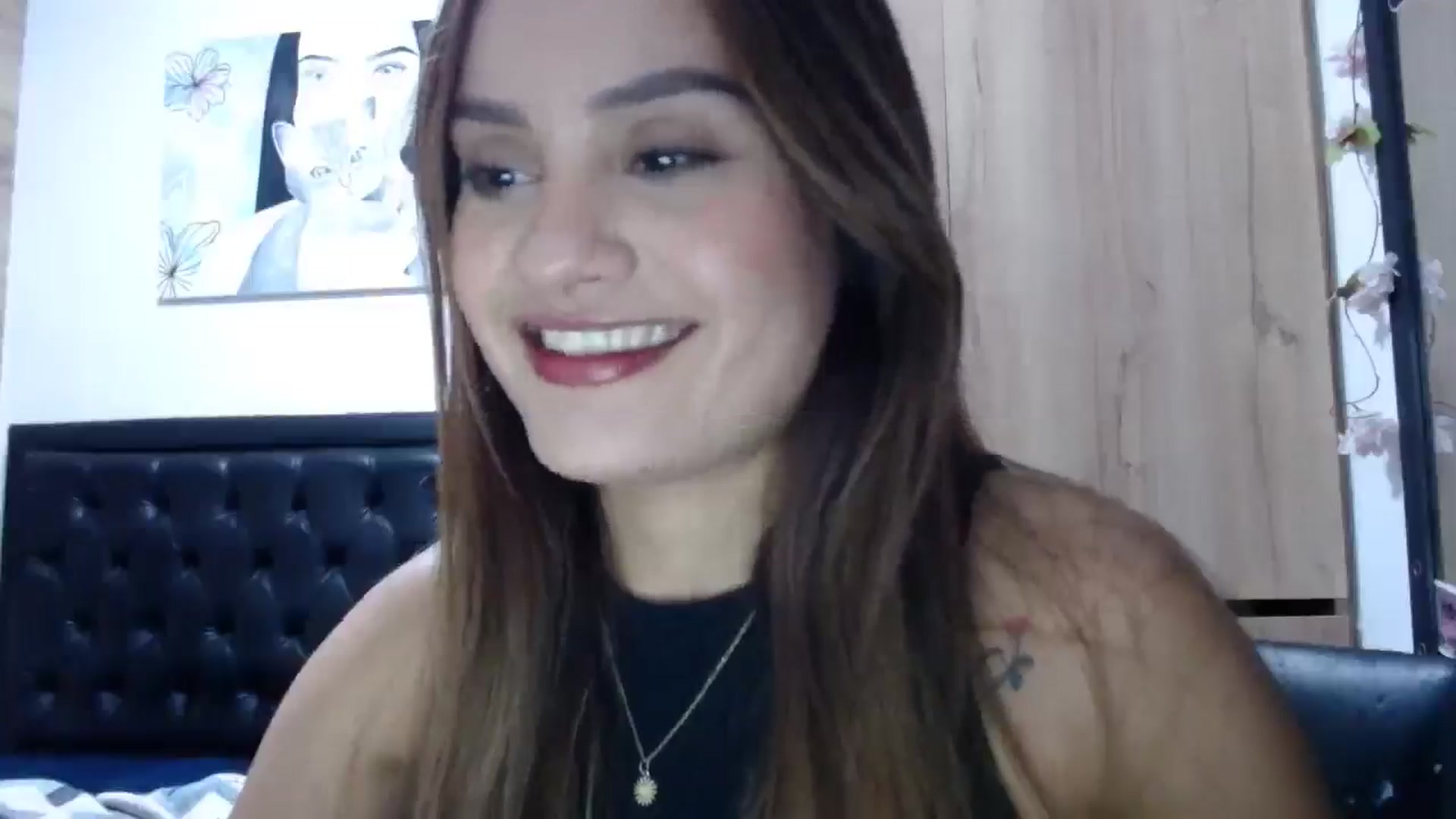 Gallery image thumbnail from nicollemiler's myfreecams stream on, 05/22/2024, 06:57 image 7 of 20