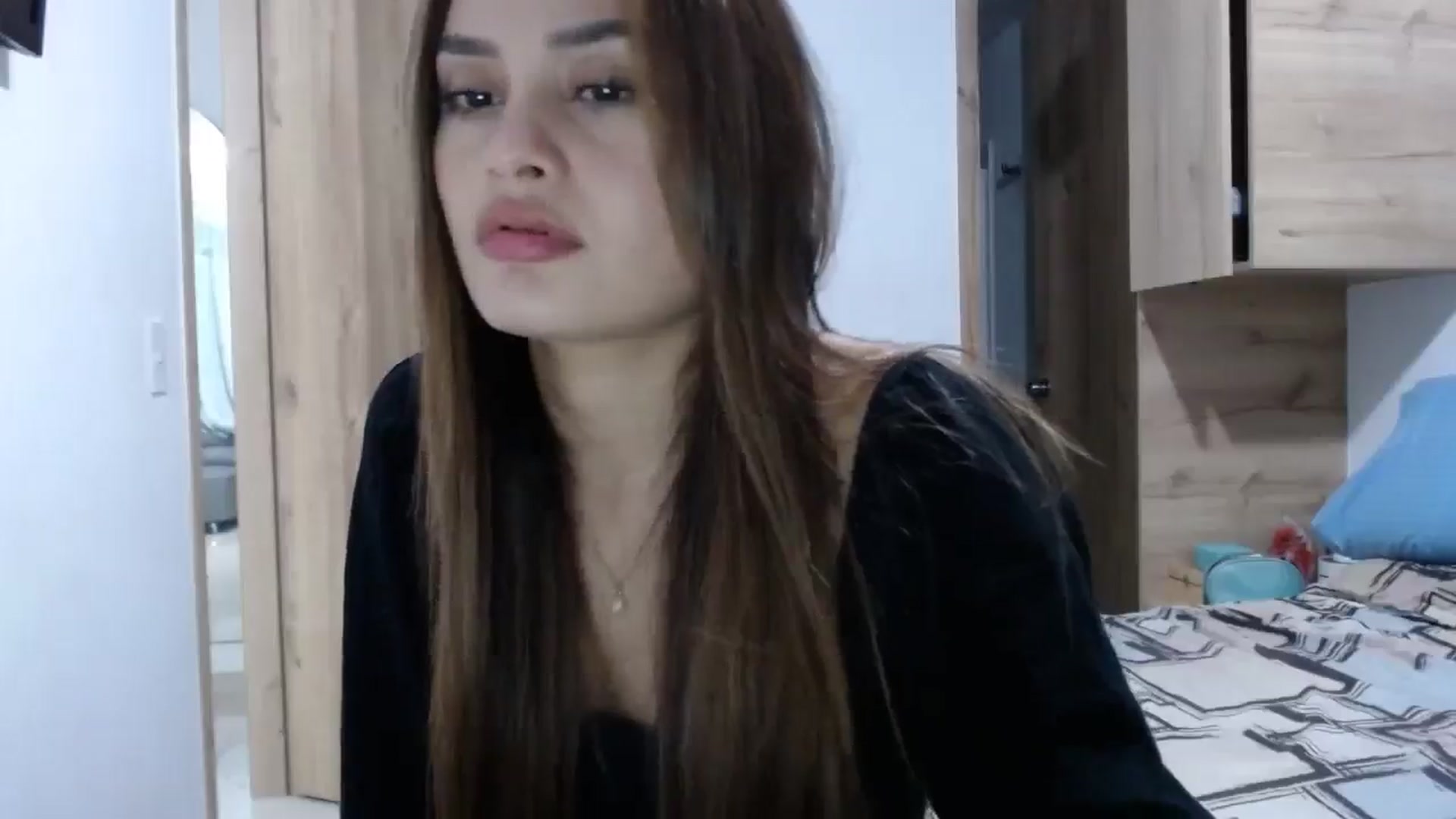 Gallery image thumbnail from nicollemiler's myfreecams stream on, 05/30/2024, 06:30 image 16 of 20