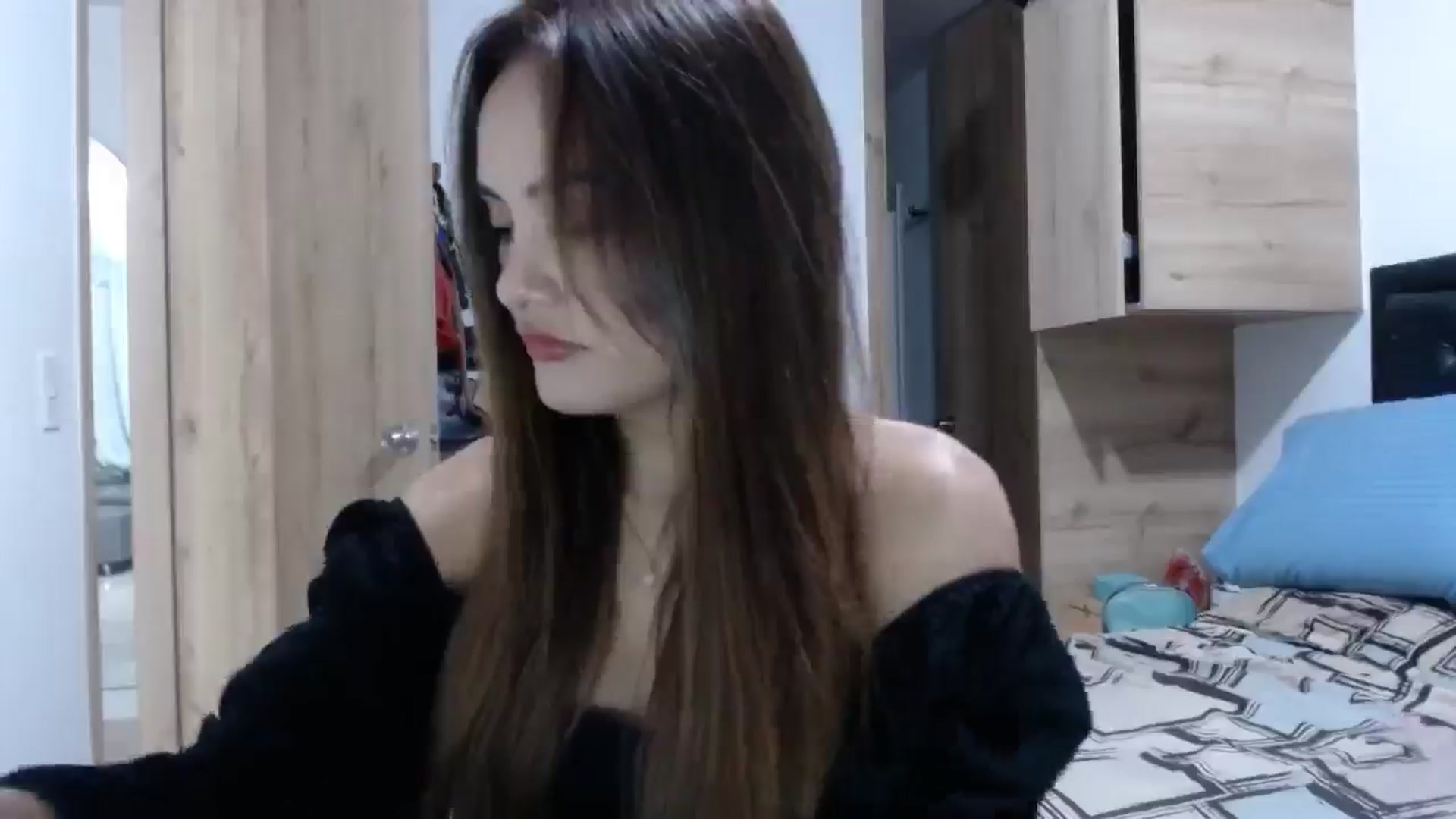 Gallery image thumbnail from nicollemiler's myfreecams stream on, 05/30/2024, 06:30 image 9 of 20