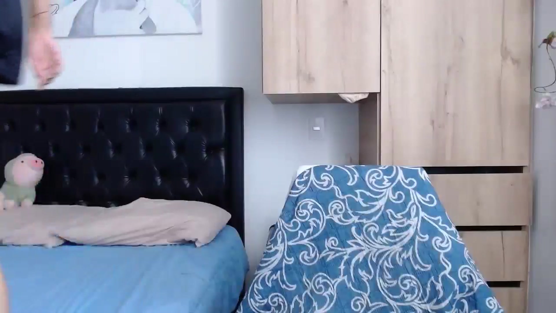 Gallery image thumbnail from nicollemiler's myfreecams stream on, 06/12/2024, 15:39 image 15 of 20