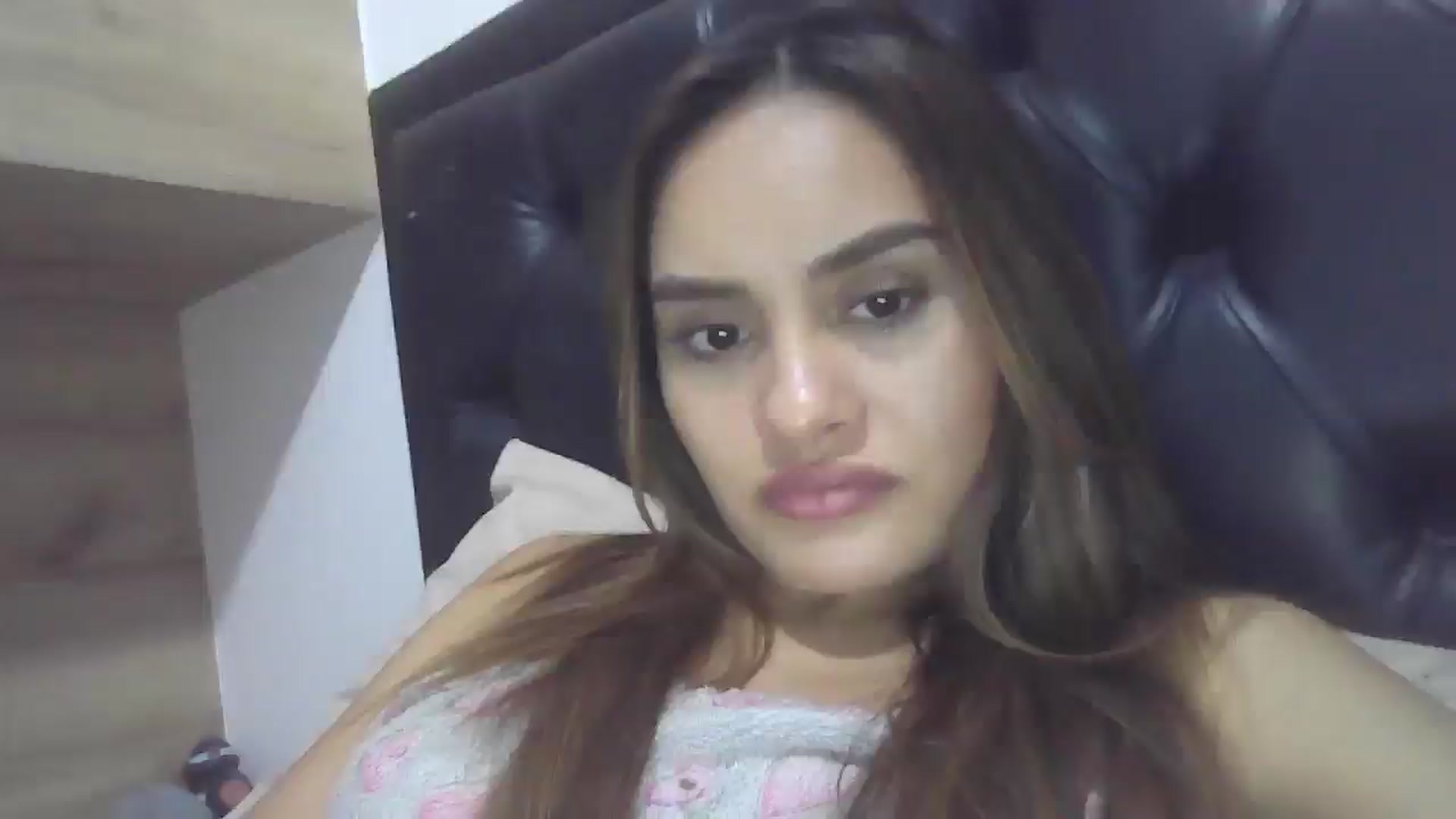Gallery image thumbnail from nicollemiler's myfreecams stream on, 08/11/2024, 06:50 image 1 of 20