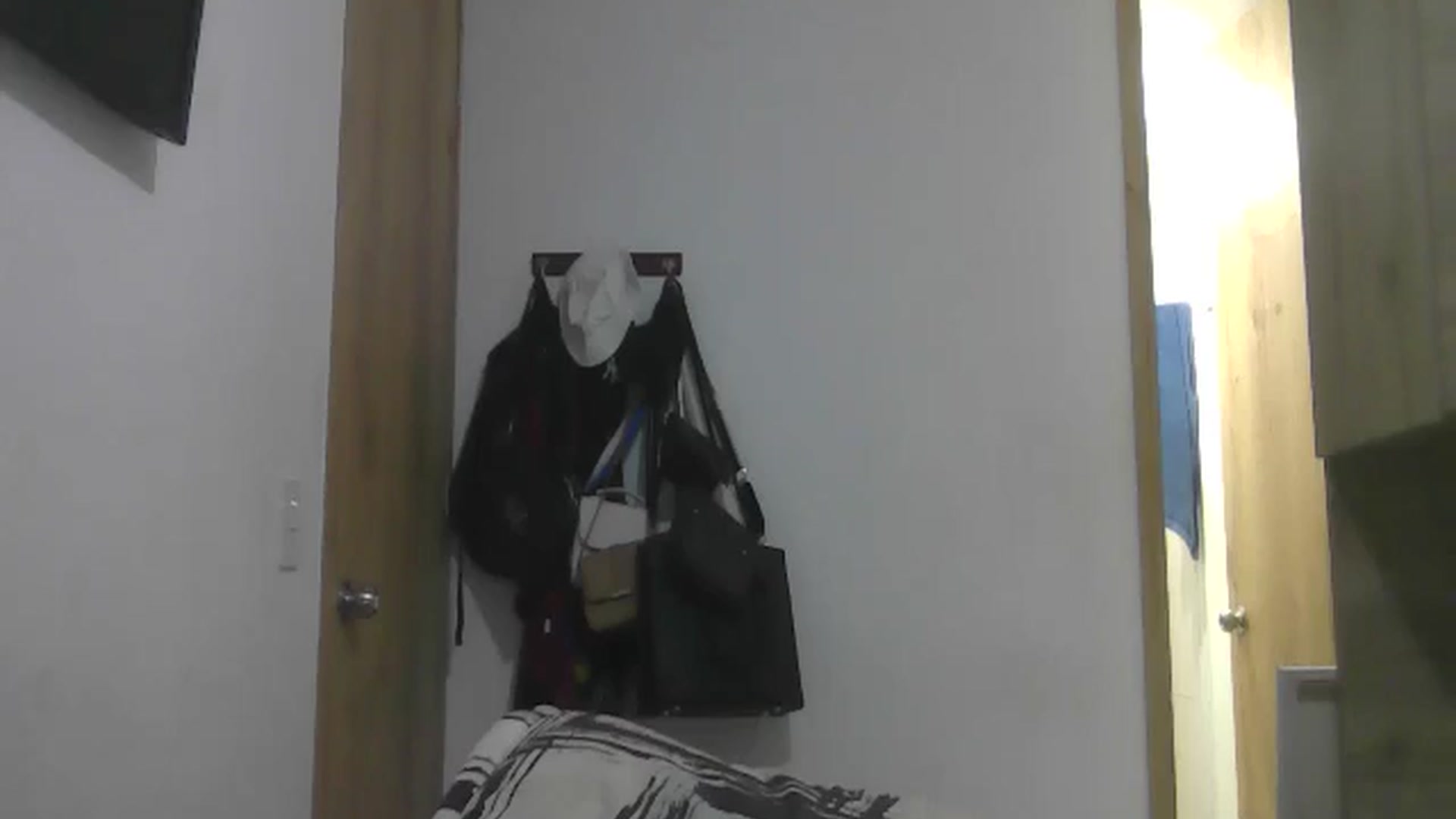 Gallery image thumbnail from nicollemiler's myfreecams stream on, 08/16/2024, 05:46 image 11 of 20