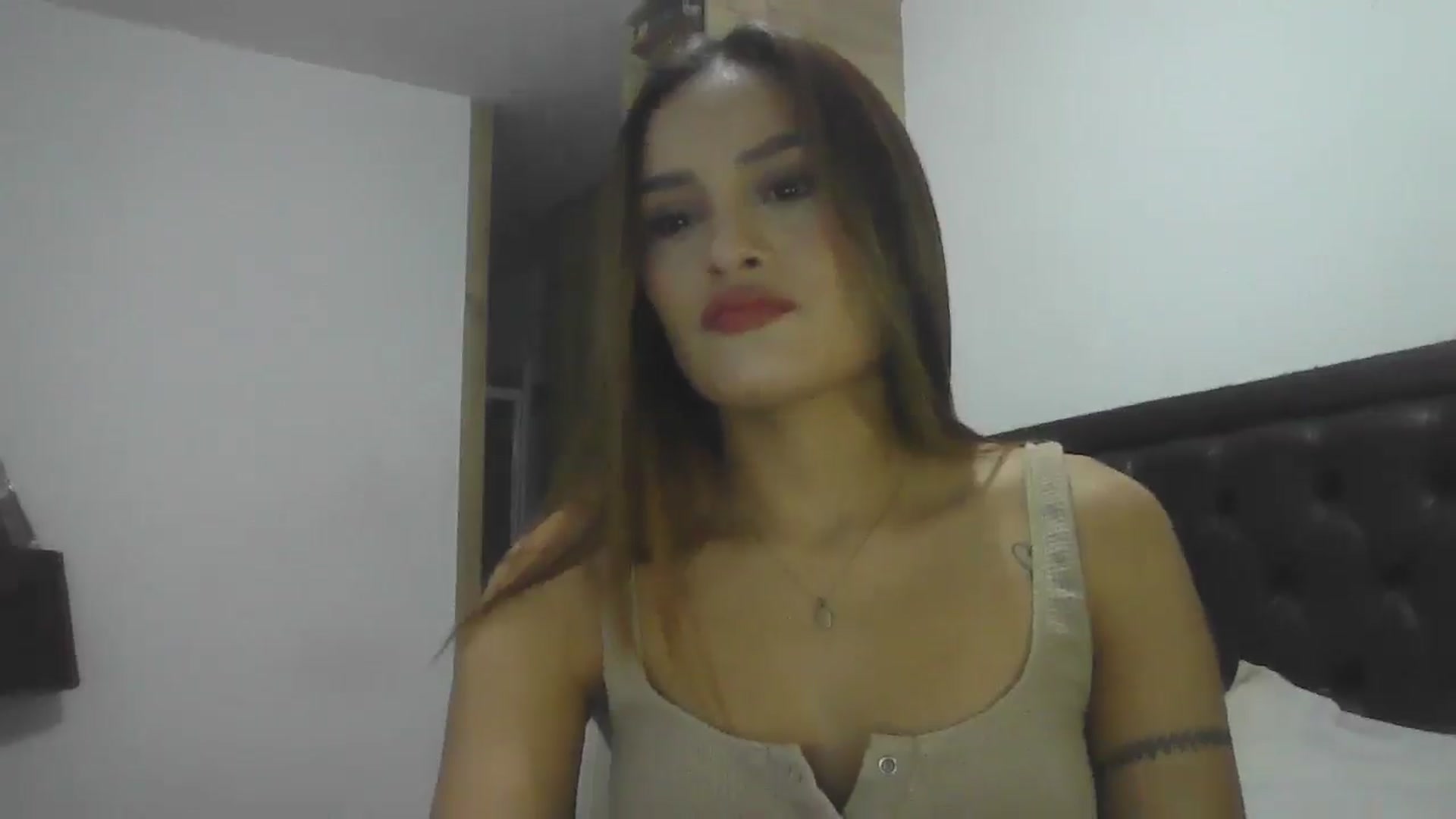 Gallery image thumbnail from nicollemiler's myfreecams stream on, 08/20/2024, 06:41 image 9 of 20