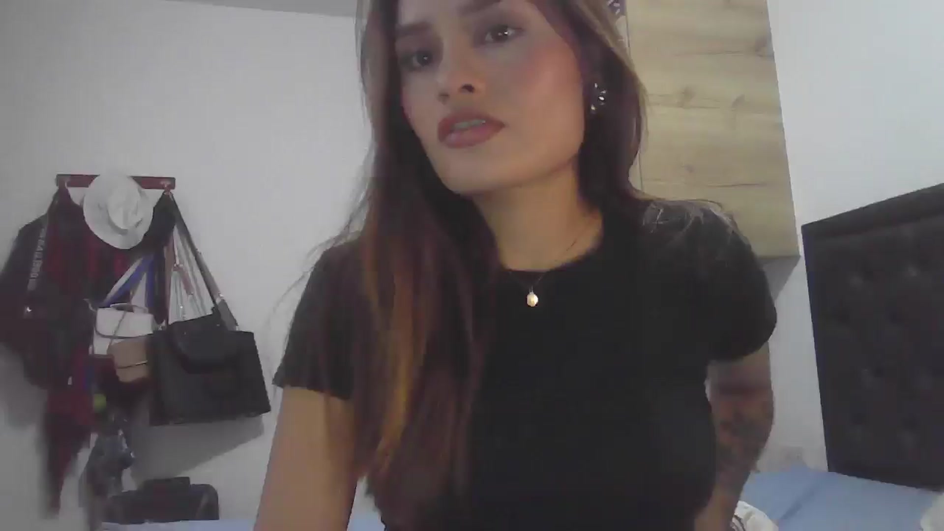 Gallery image thumbnail from nicollemiler's myfreecams stream on, 08/21/2024, 08:49 image 10 of 20