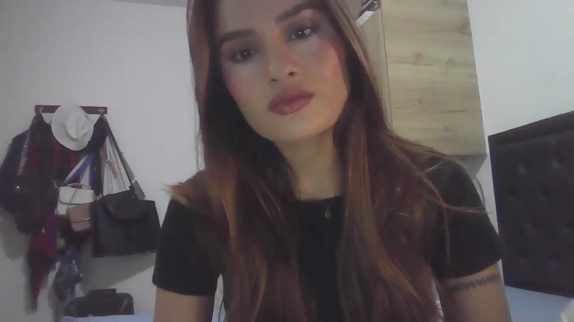 Gallery image thumbnail from nicollemiler's myfreecams stream on, 08/21/2024, 08:49 image 9 of 20