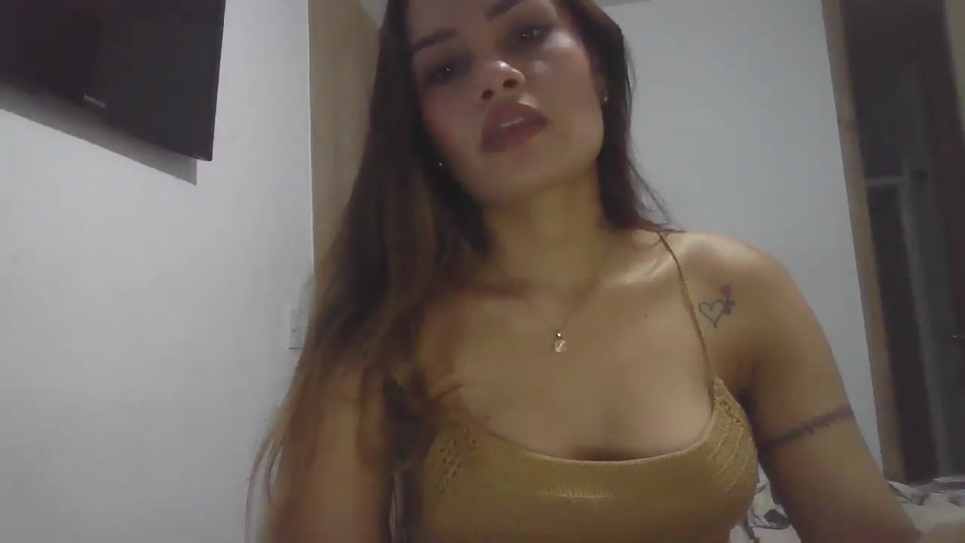 Gallery image thumbnail from nicollemiler's myfreecams stream on, 08/22/2024, 04:09 image 2 of 20