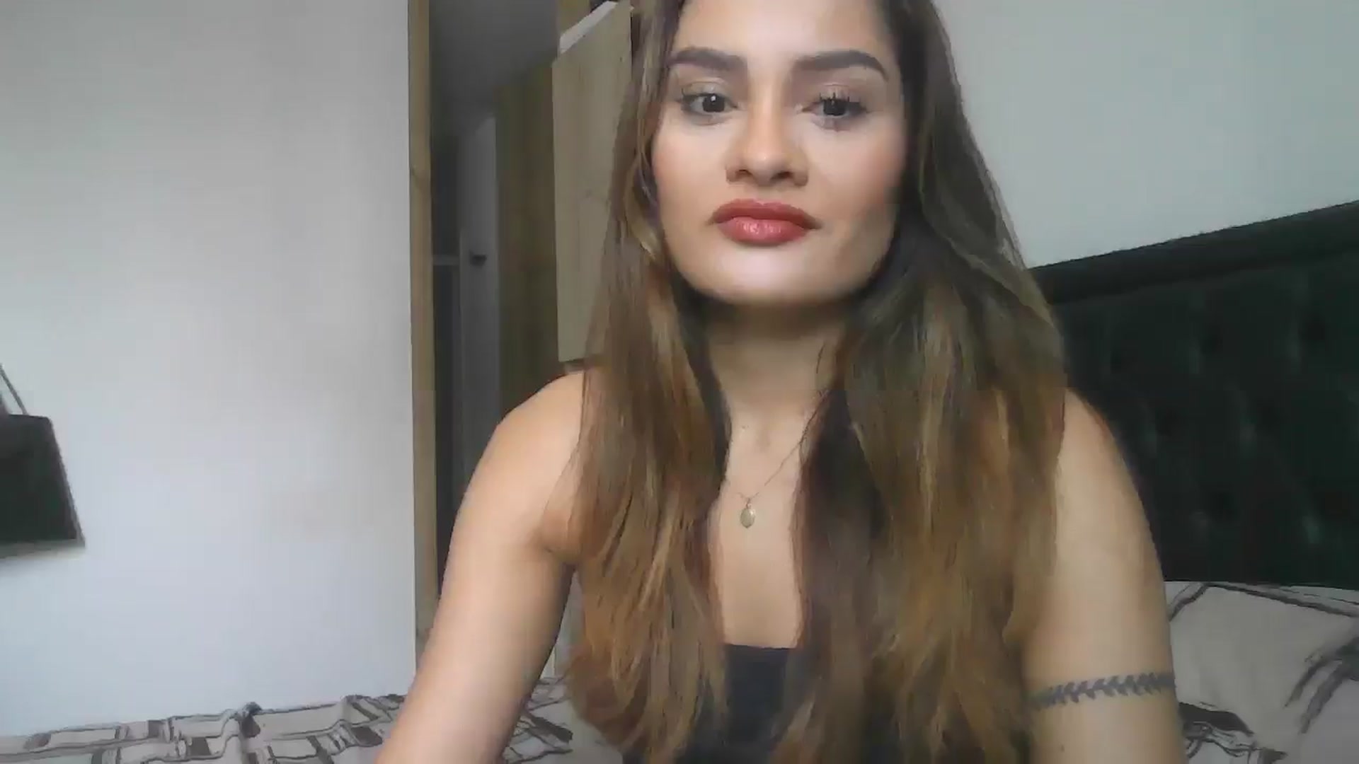 Gallery image thumbnail from nicollemiler's myfreecams stream on, 08/22/2024, 13:56 image 4 of 20