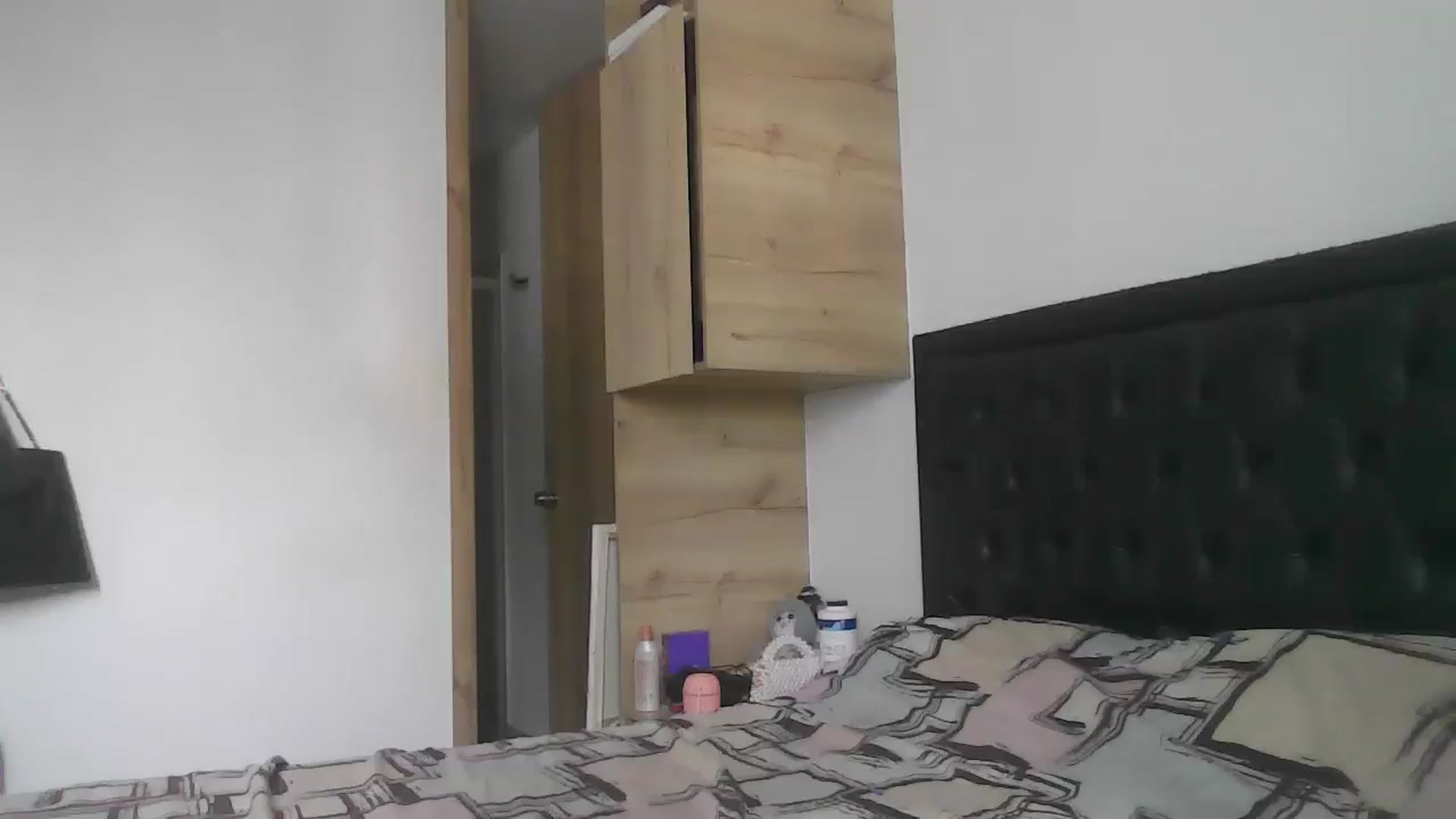 Gallery image thumbnail from nicollemiler's myfreecams stream on, 08/22/2024, 13:56 image 13 of 20