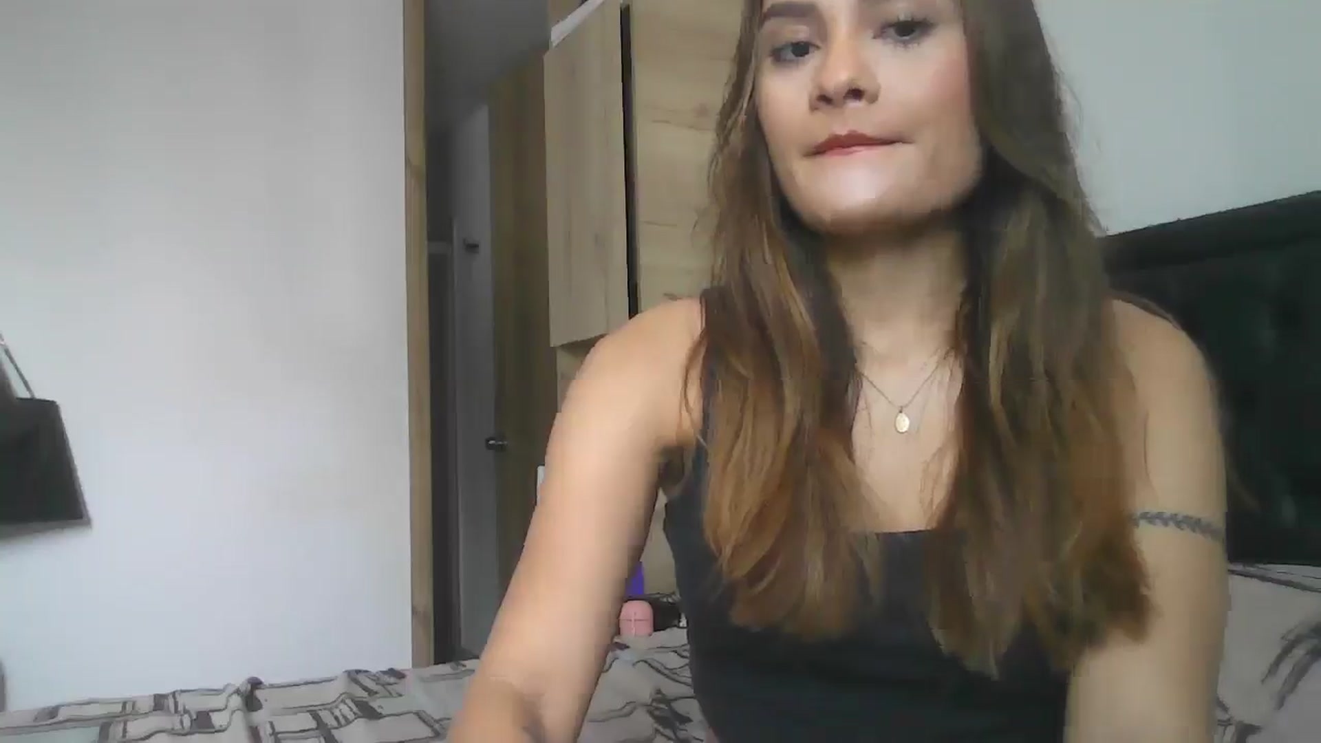 Gallery image thumbnail from nicollemiler's myfreecams stream on, 08/22/2024, 13:56 image 10 of 20