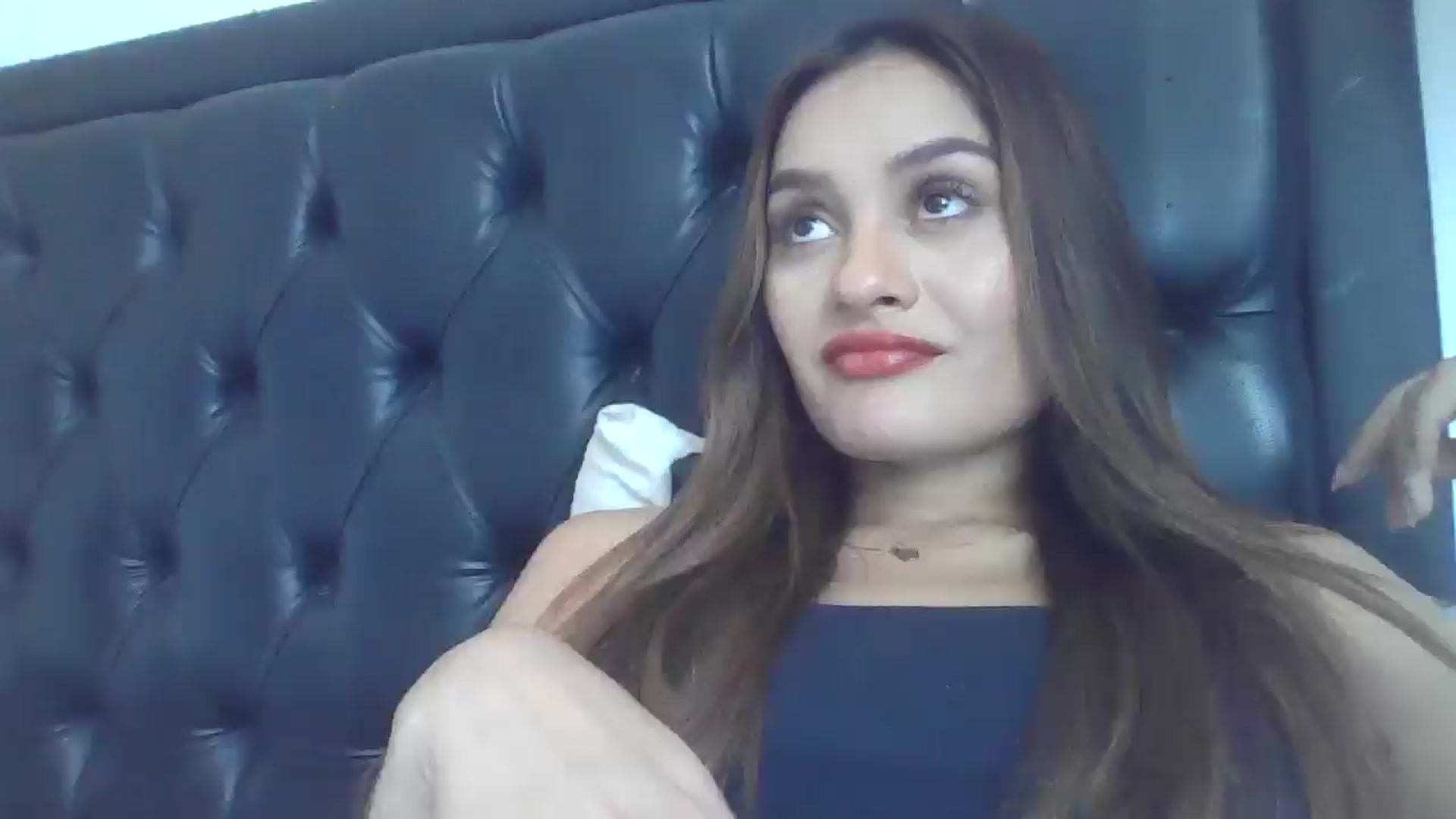Gallery image thumbnail from nicollemiler's myfreecams stream on, 08/22/2024, 17:31 image 1 of 20