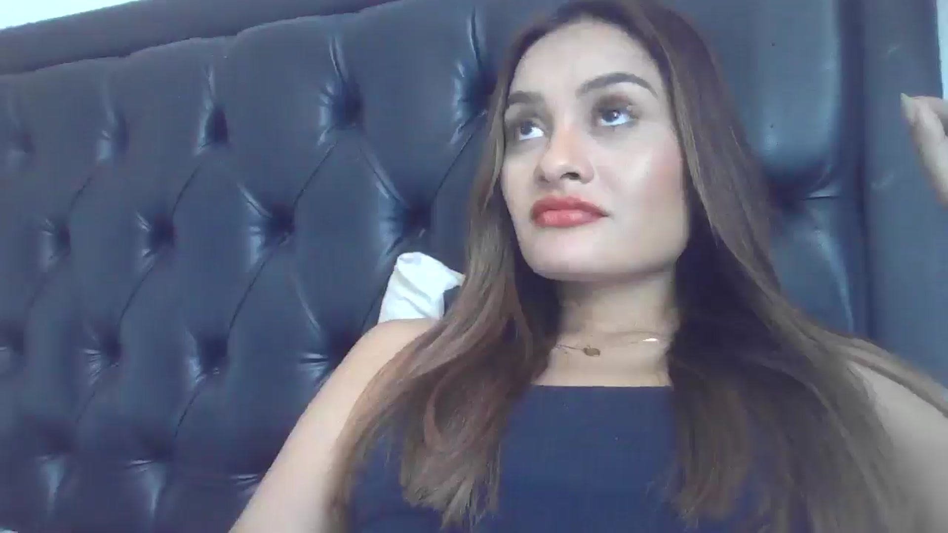 Gallery image thumbnail from nicollemiler's myfreecams stream on, 08/22/2024, 17:31 image 14 of 20