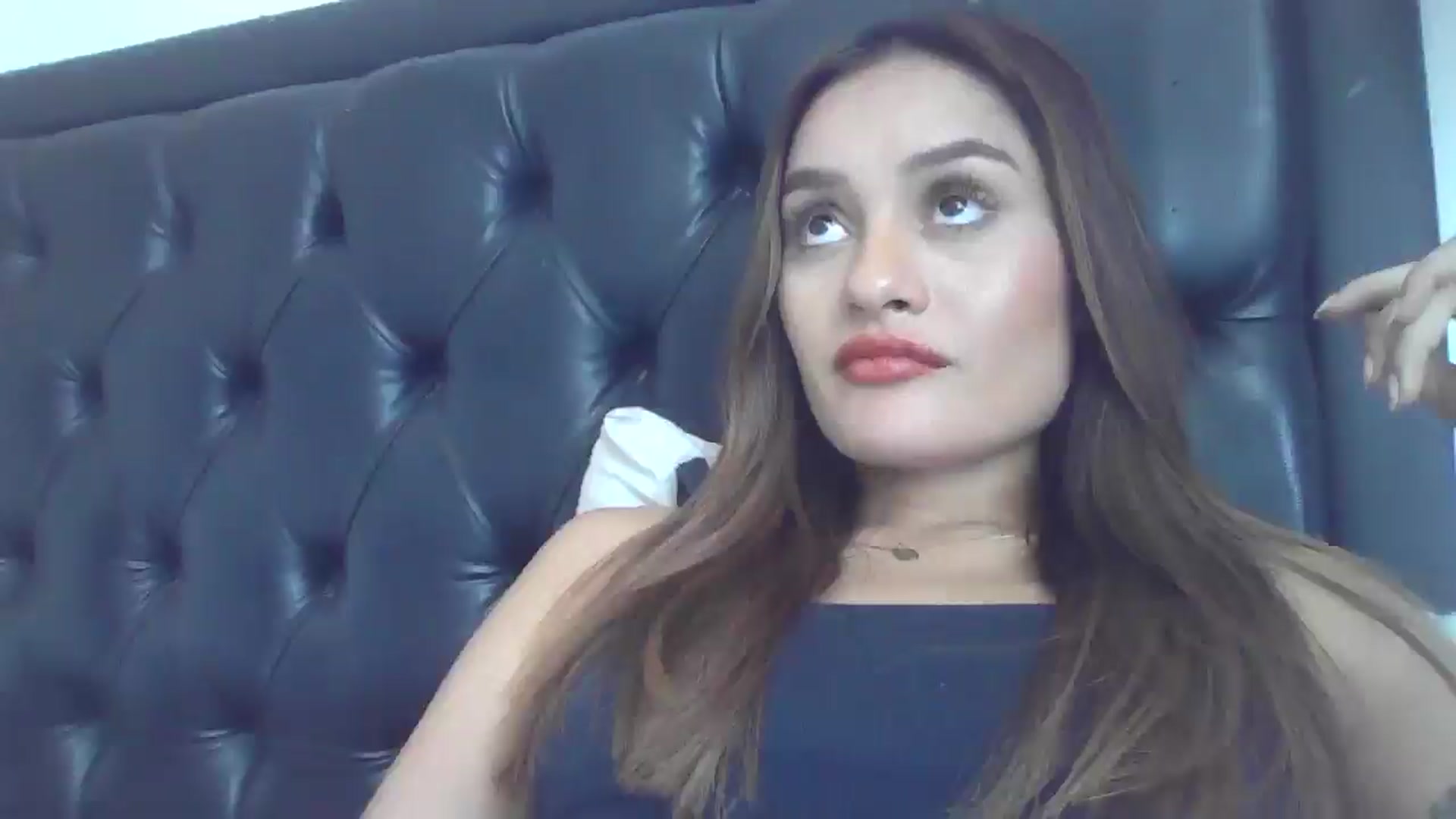 Gallery image thumbnail from nicollemiler's myfreecams stream on, 08/22/2024, 17:31 image 7 of 20
