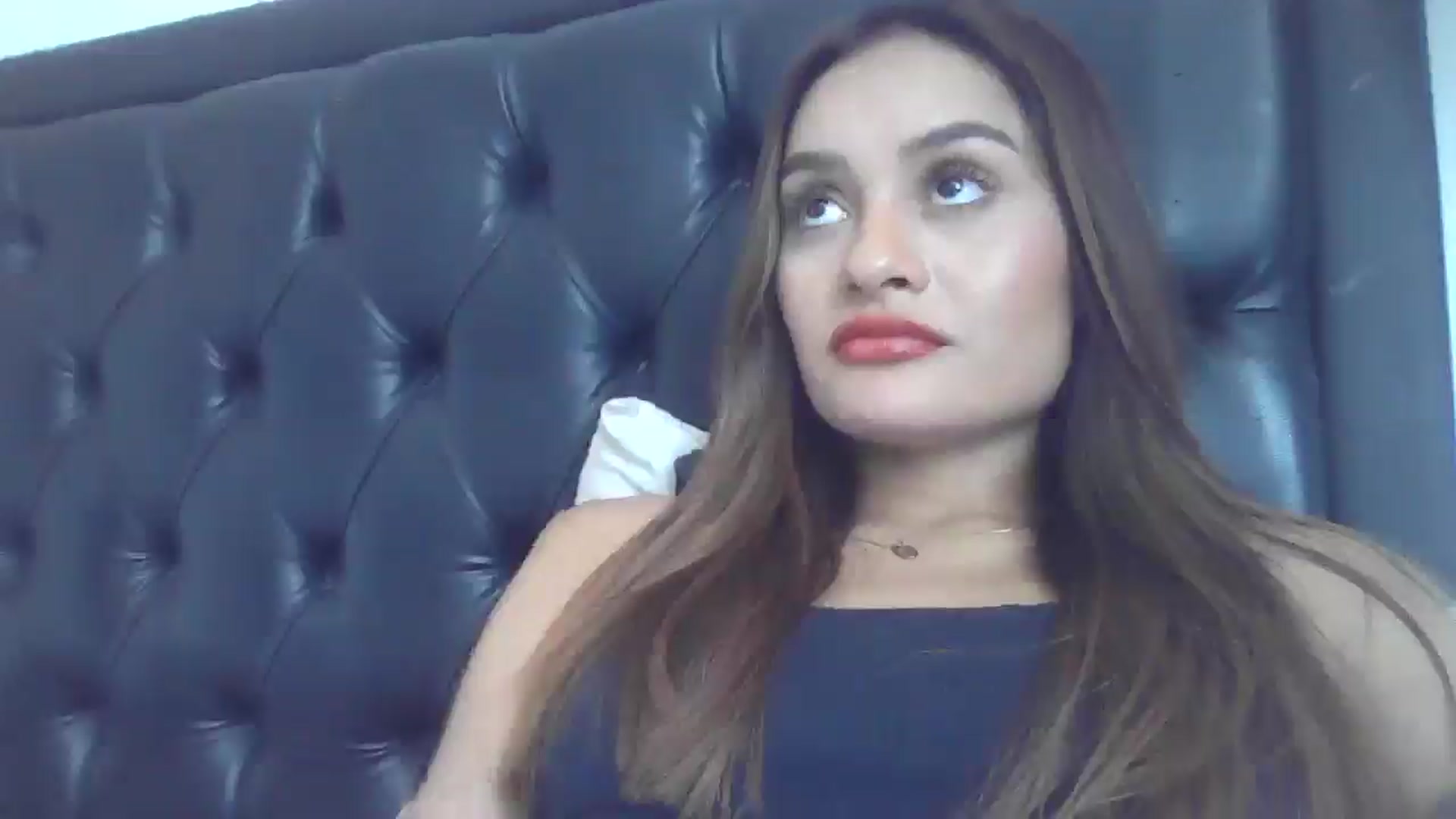 Gallery image thumbnail from nicollemiler's myfreecams stream on, 08/22/2024, 17:31 image 5 of 20