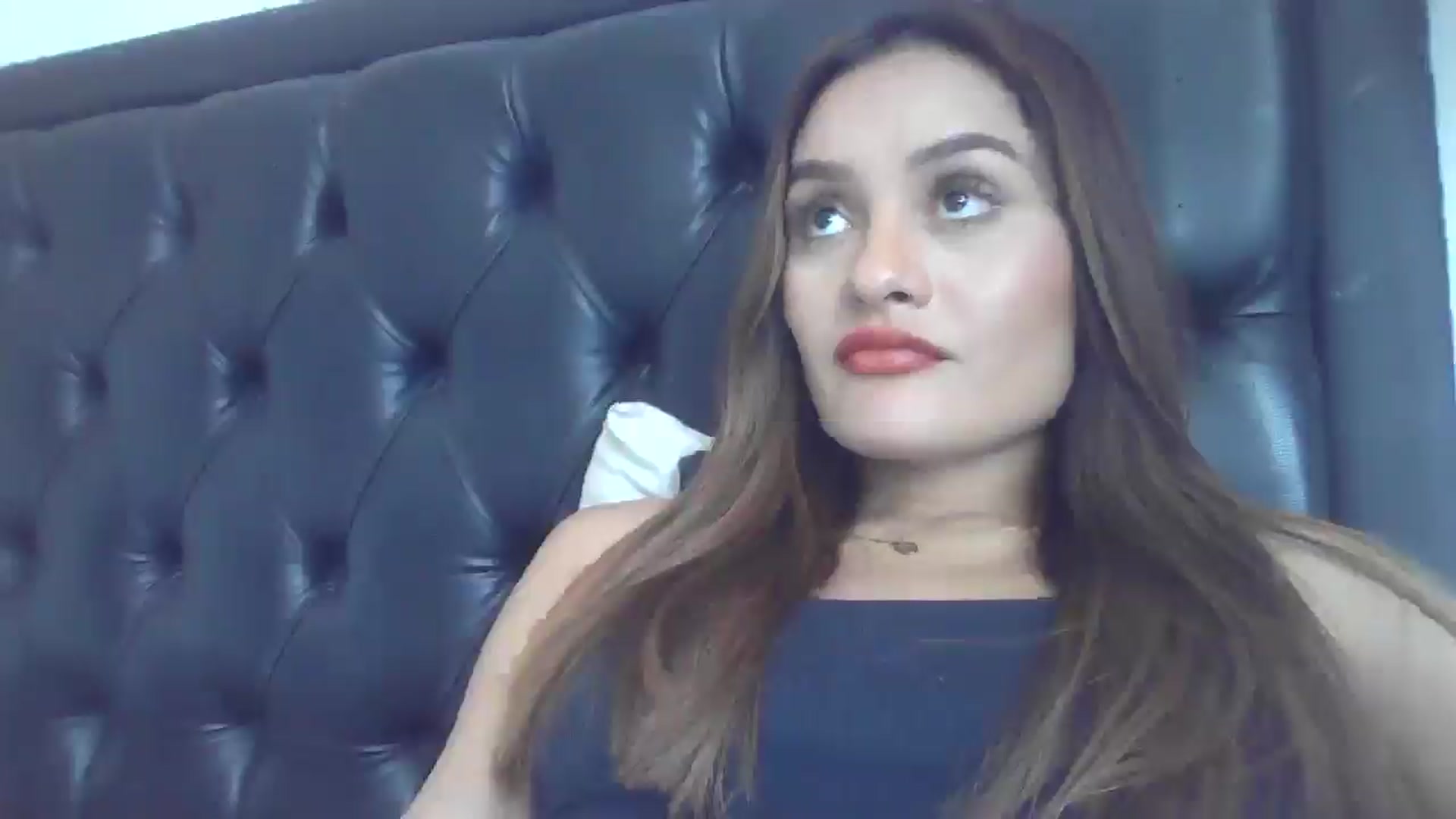 Gallery image thumbnail from nicollemiler's myfreecams stream on, 08/22/2024, 17:31 image 6 of 20