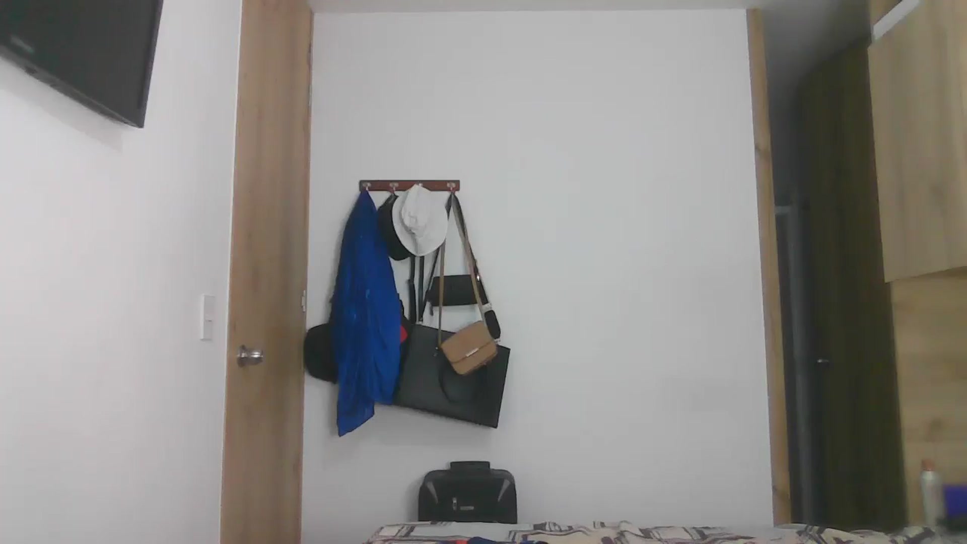 Gallery image thumbnail from nicollemiler's myfreecams stream on, 08/27/2024, 04:41 image 3 of 20