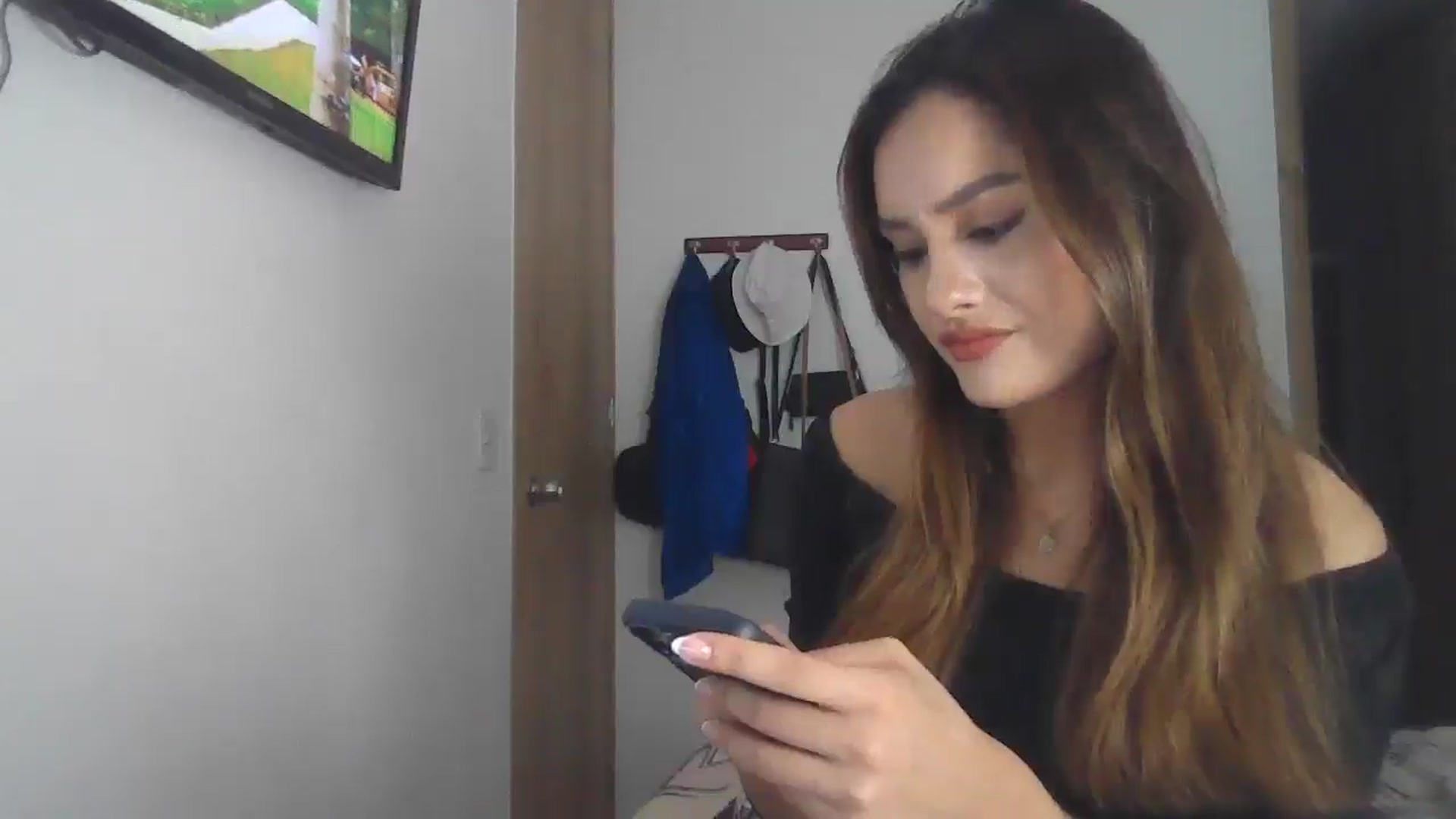 Gallery image thumbnail from nicollemiler's myfreecams stream on, 08/27/2024, 08:04 image 20 of 20