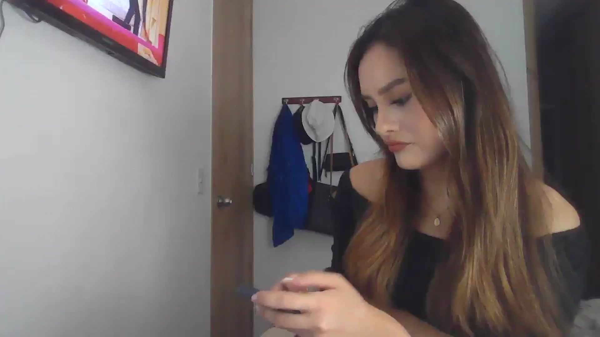Gallery image thumbnail from nicollemiler's myfreecams stream on, 08/27/2024, 08:04 image 18 of 20