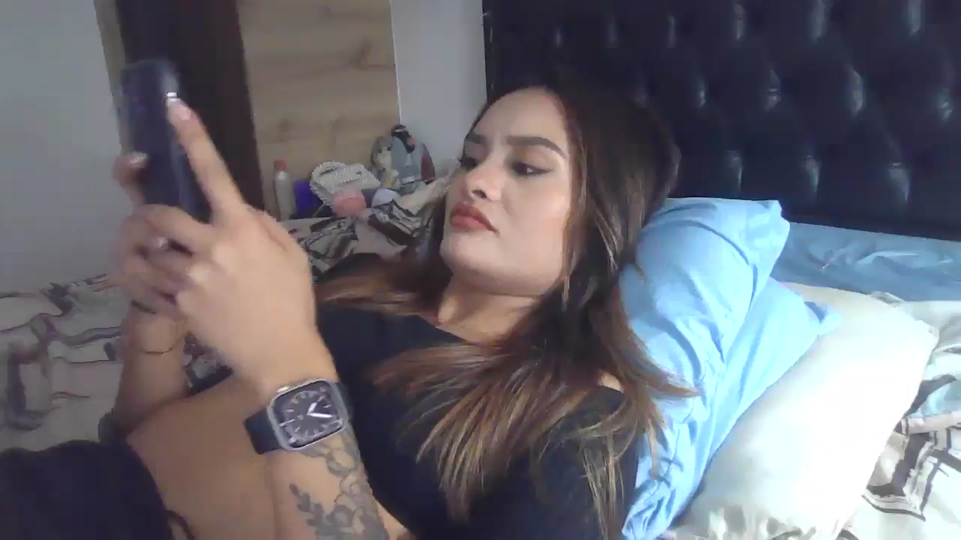 Gallery image thumbnail from nicollemiler's myfreecams stream on, 08/27/2024, 09:46 image 12 of 20