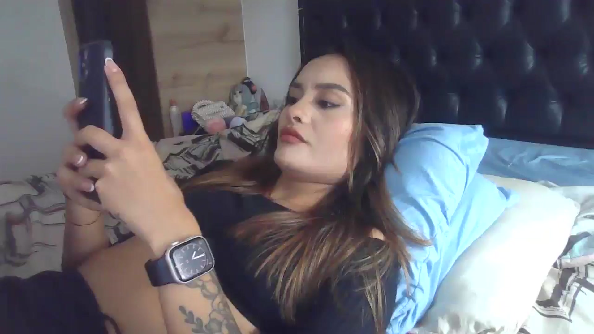 Gallery image thumbnail from nicollemiler's myfreecams stream on, 08/27/2024, 09:46 image 8 of 20