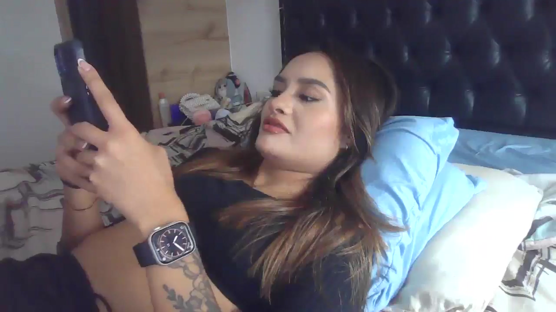 Gallery image thumbnail from nicollemiler's myfreecams stream on, 08/27/2024, 09:46 image 17 of 20