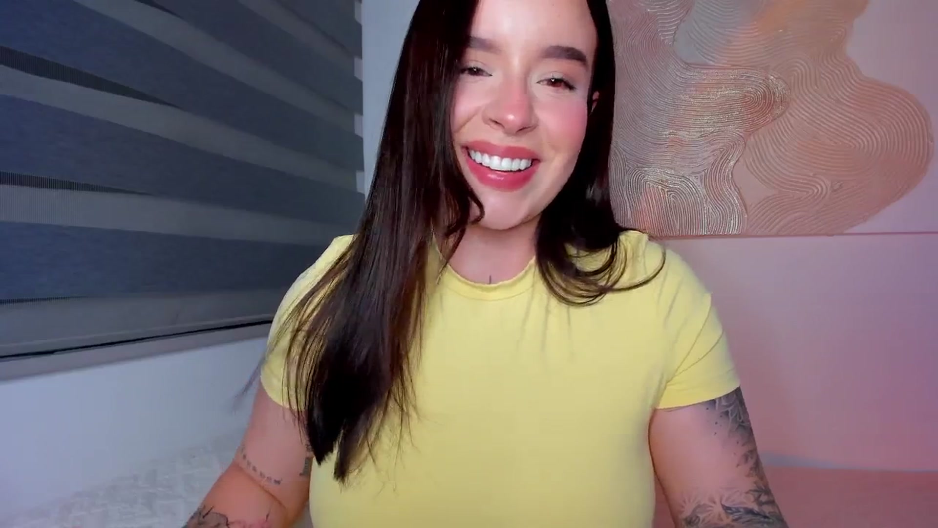 Gallery image thumbnail from nightlight___'s myfreecams stream on, 11/21/2025, 02:59 image 20 of 20