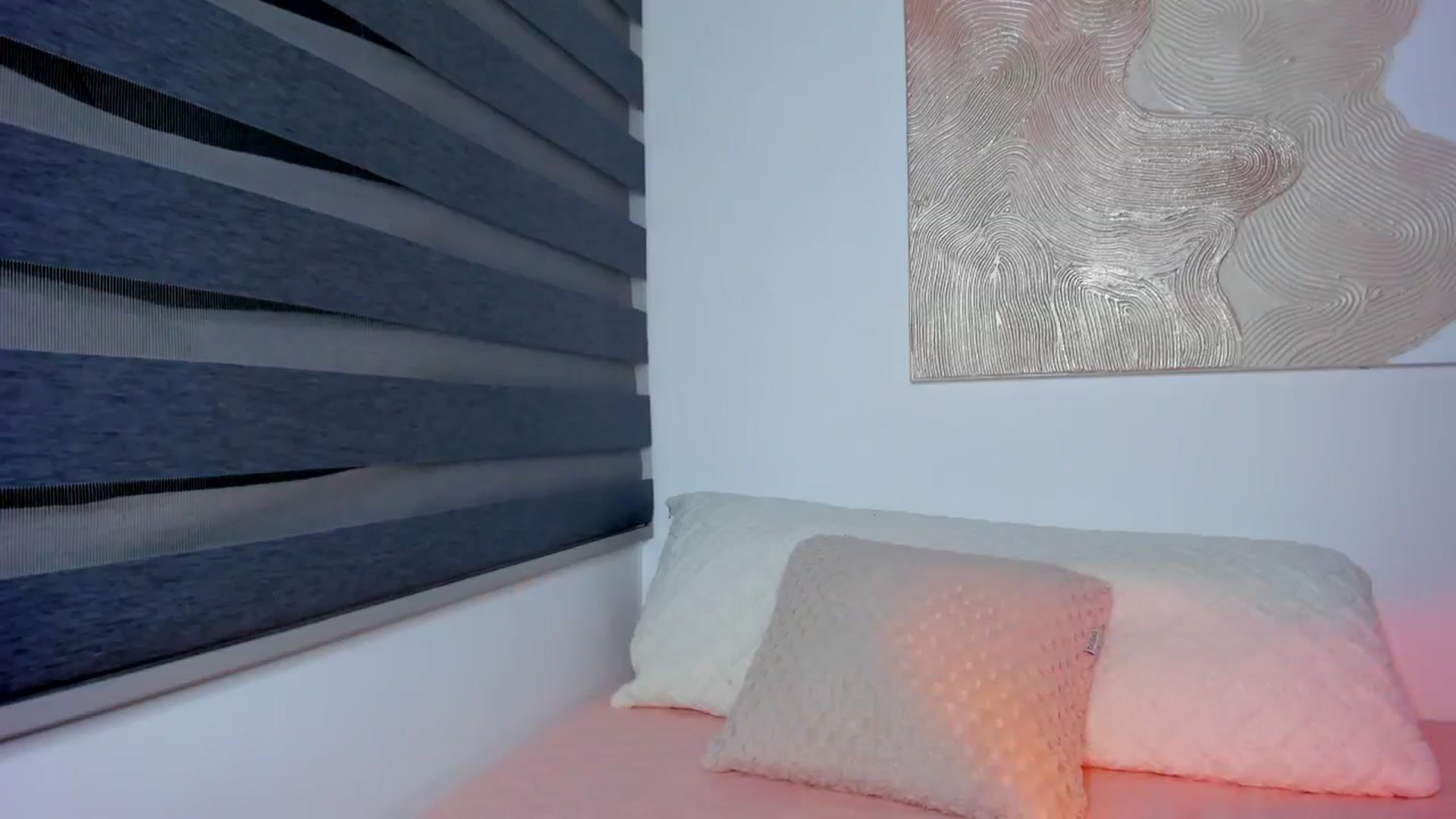 Gallery image thumbnail from nightlight___'s myfreecams stream on, 01/02/2026, 02:27 image 3 of 20