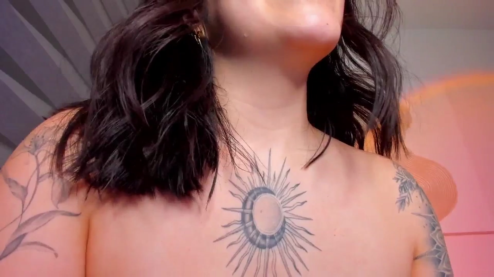 Gallery image thumbnail from nightlight___'s myfreecams stream on, 02/02/2026, 01:02 image 14 of 20