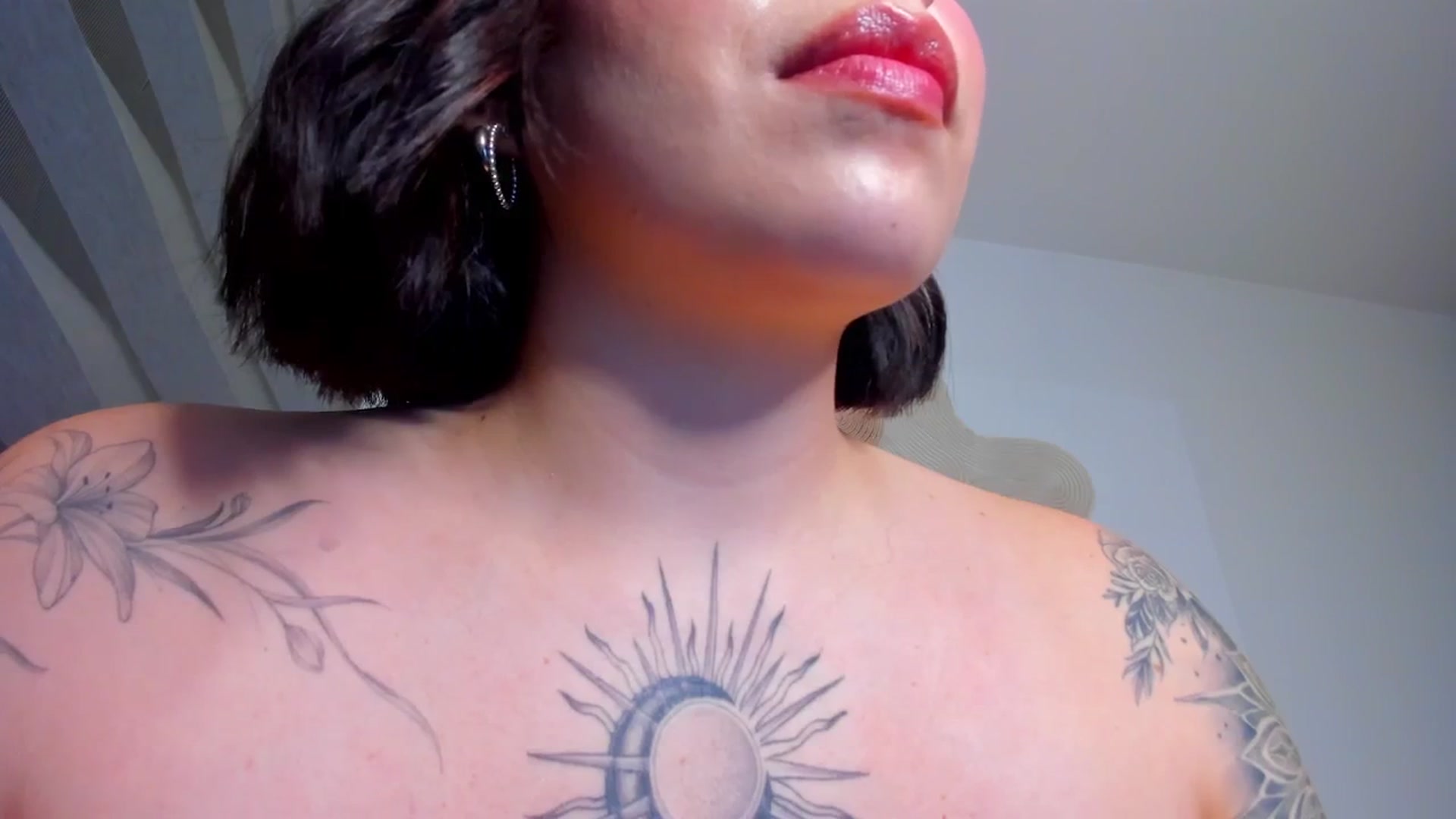 Gallery image thumbnail from nightlight___'s myfreecams stream on, 03/08/2026, 01:49 image 20 of 20