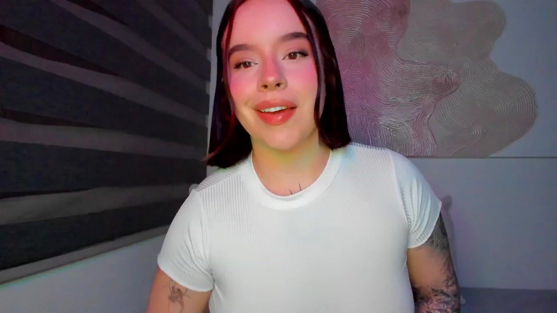 Gallery image thumbnail from nightlight___'s myfreecams stream on, 03/26/2026, 02:32 image 10 of 20
