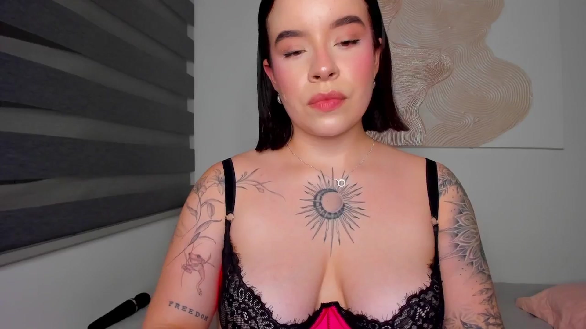 Gallery image thumbnail from nightlight___'s myfreecams stream on, 03/27/2026, 24:24 image 20 of 20